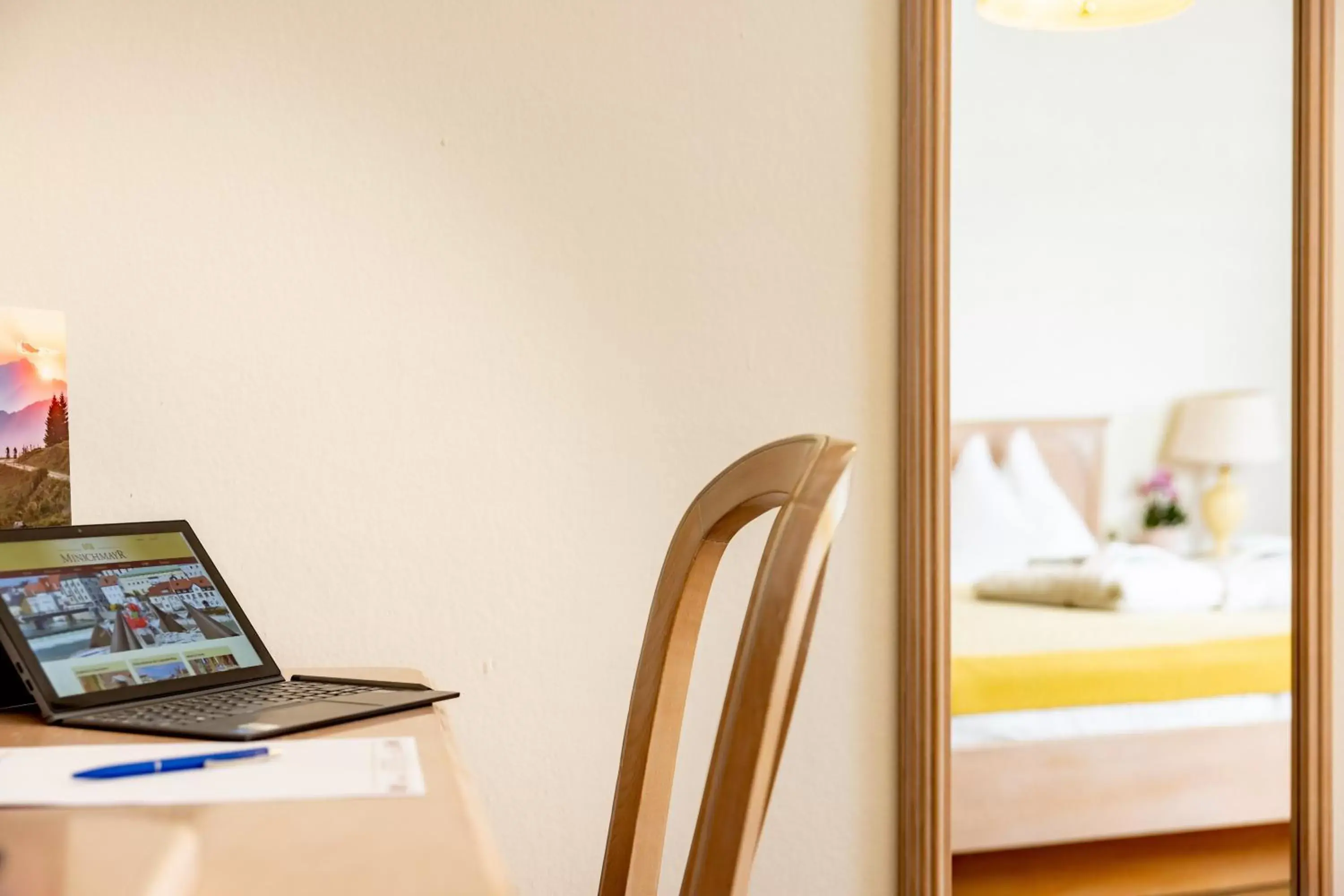 Business Double Room in Hotel-Restaurant Minichmayr Business Double Room in Hotel-Restaurant Minichmayr