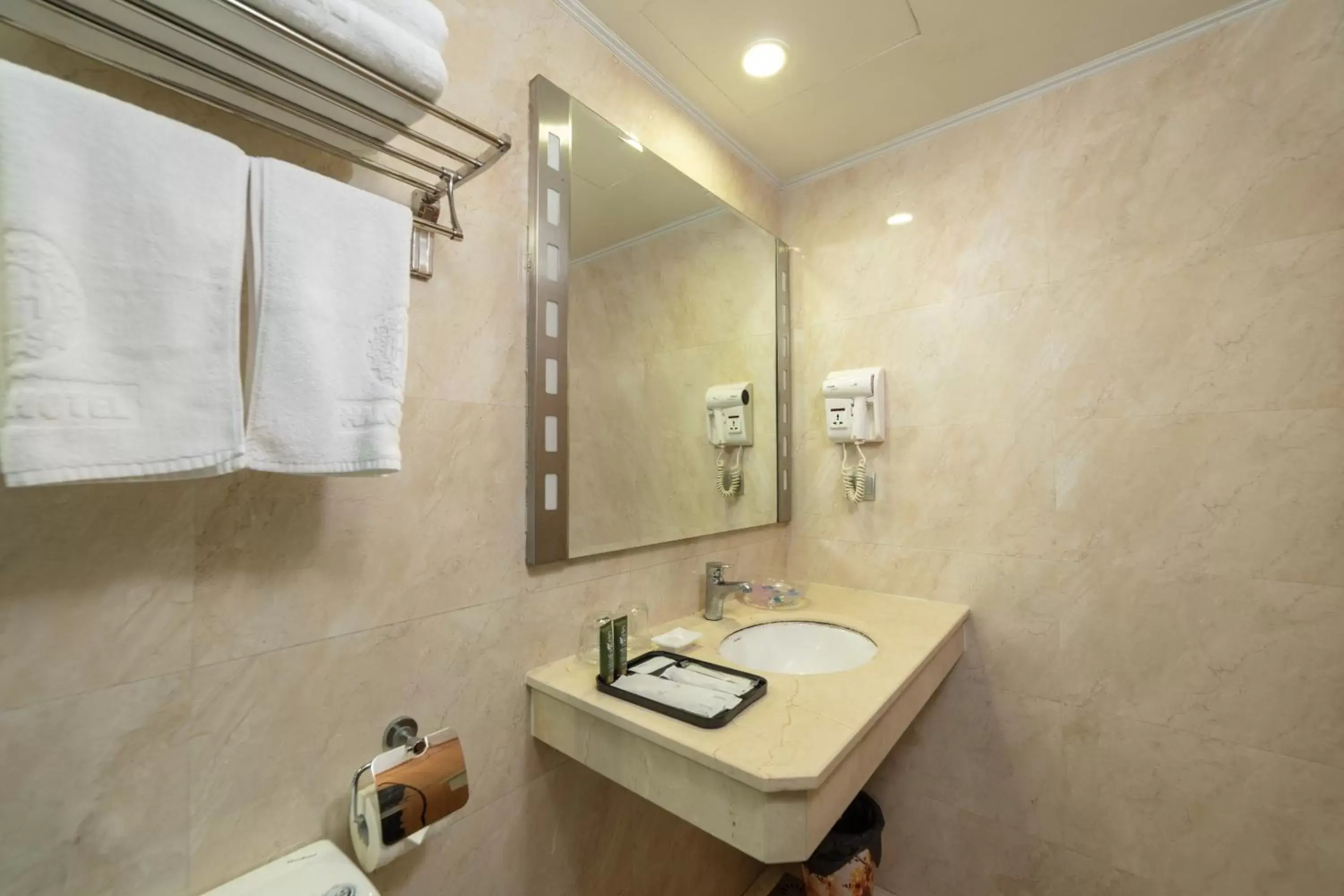 Standard Suite in HALO HANOI HOTEL Standard Suite in HALO HANOI HOTEL