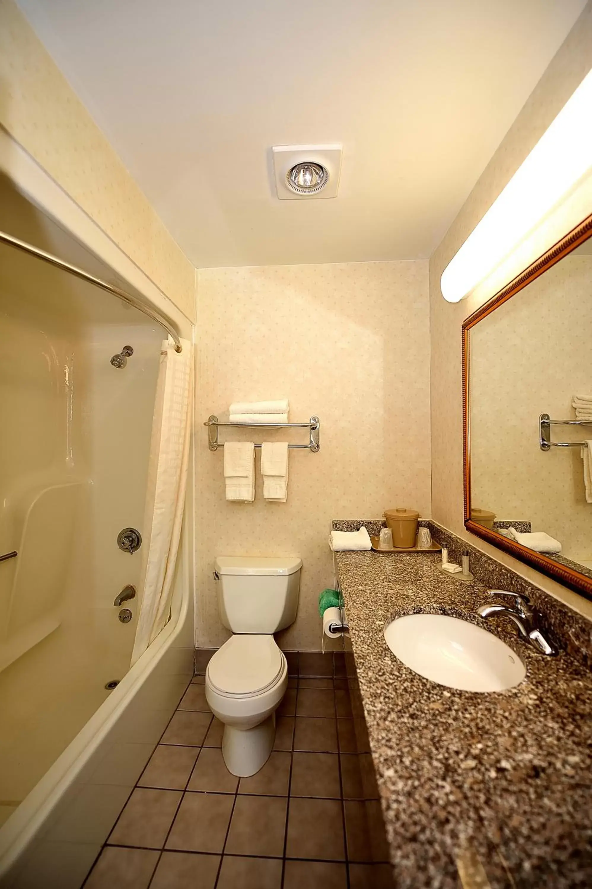 Superior Queen Room with Two Queen Beds - Non-Smoking in Baymont by Wyndham North Dartmouth Fall River Superior Queen Room with Two Queen Beds - Non-Smoking in Baymont by Wyndham North Dartmouth Fall River