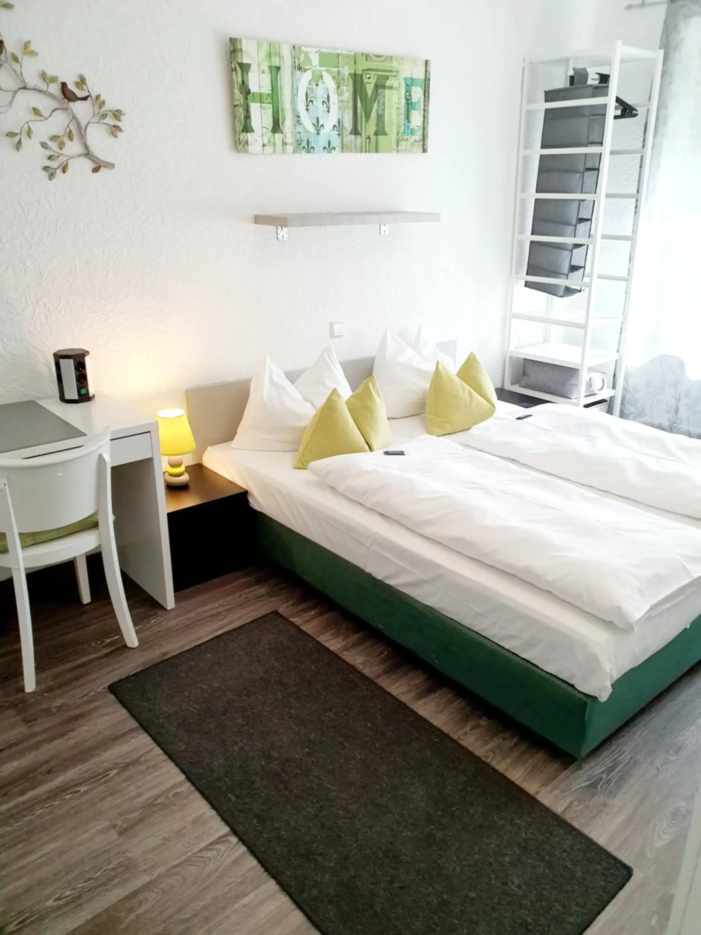 Standard Double Room in Hotel Deutschherrenhof Standard Double Room in Hotel Deutschherrenhof