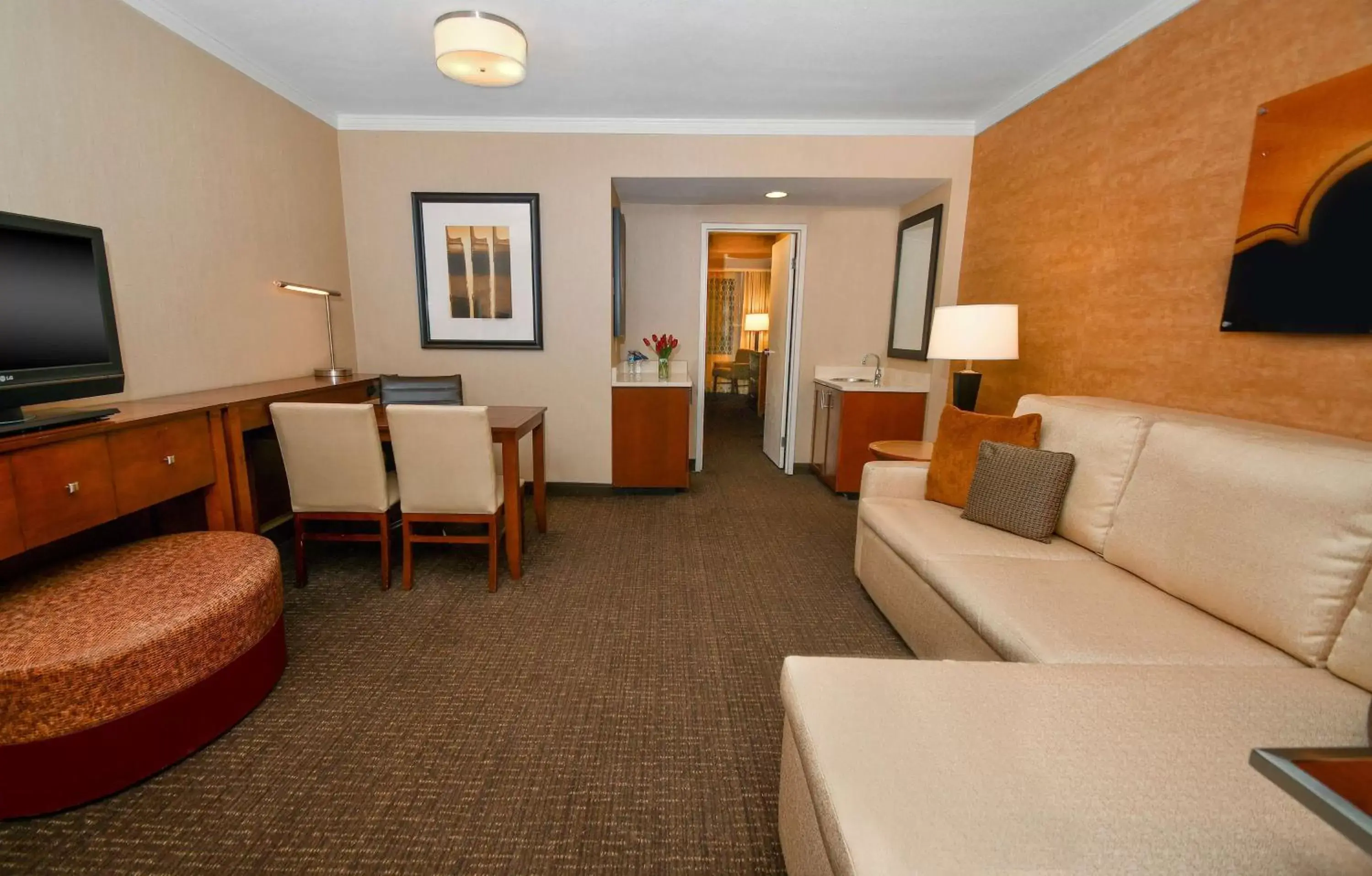 King Suite with City View - Non-Smoking in Embassy Suites by Hilton Austin Downtown South Congress King Suite with City View - Non-Smoking in Embassy Suites by Hilton Austin Downtown South Congress