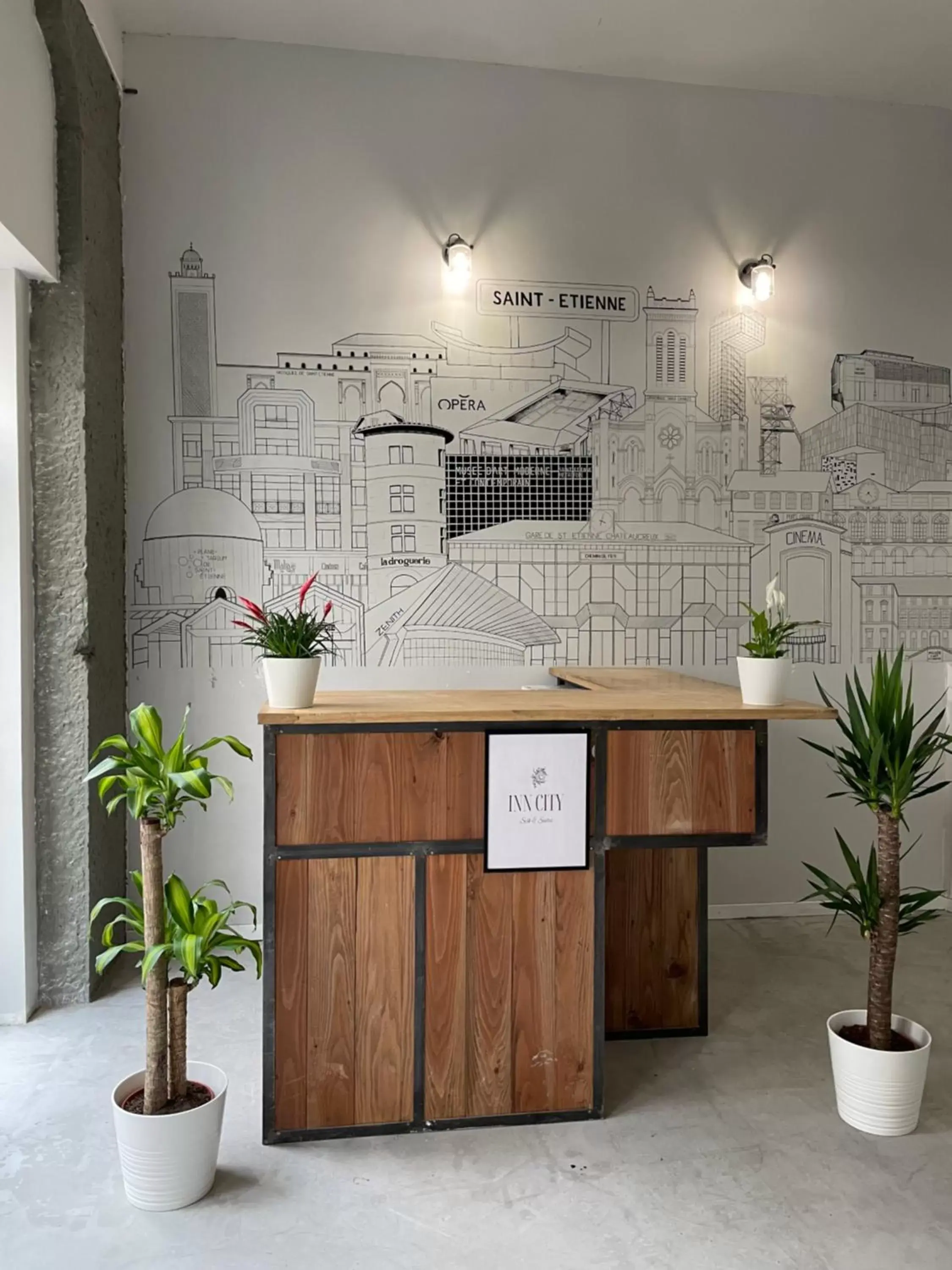 "Silk & Suites" City Center "Silk & Suites" City Center