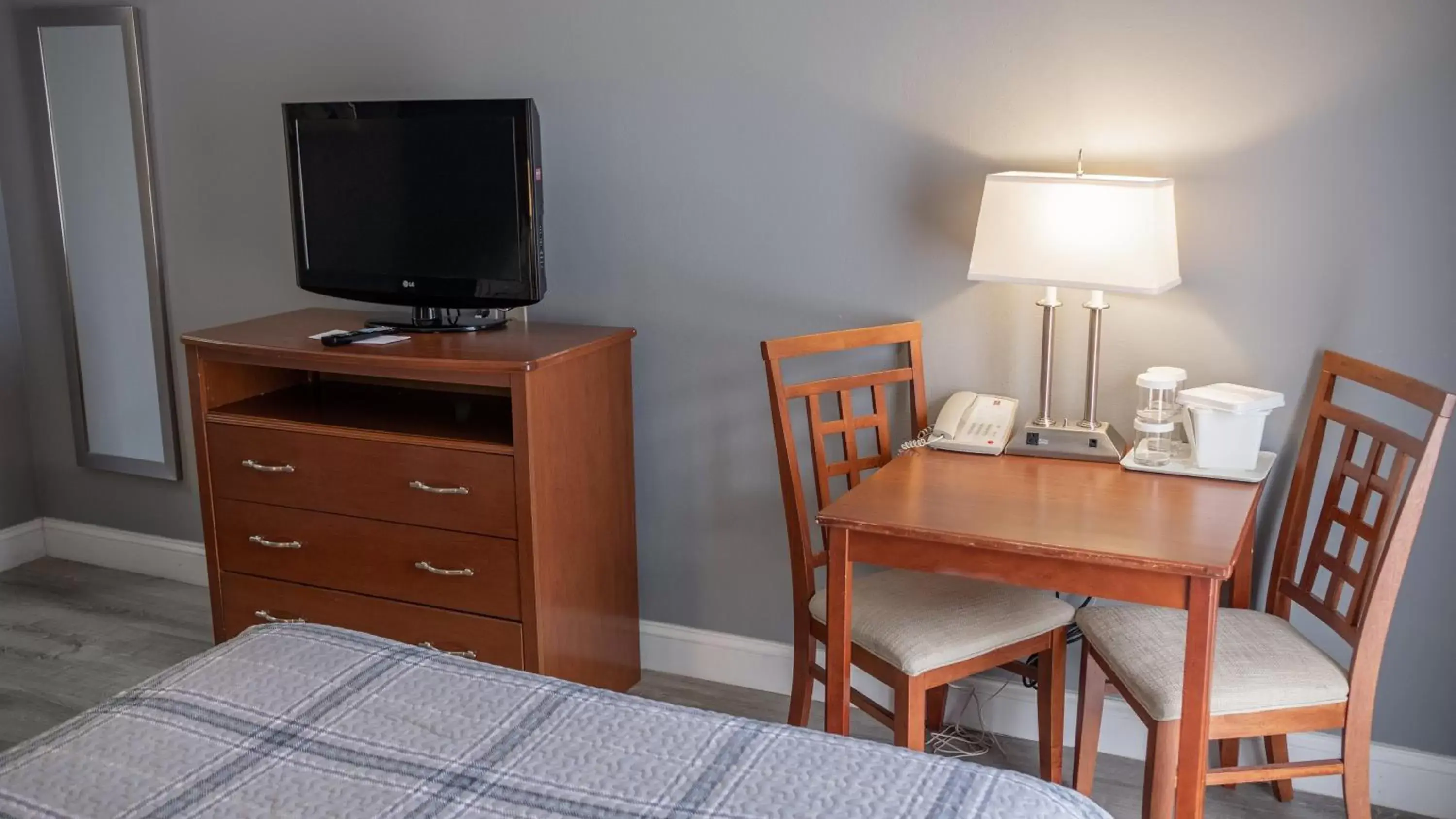 Superior Queen Room in All Seasons Resort, Trademark Collection by Wyndham Superior Queen Room in All Seasons Resort, Trademark Collection by Wyndham