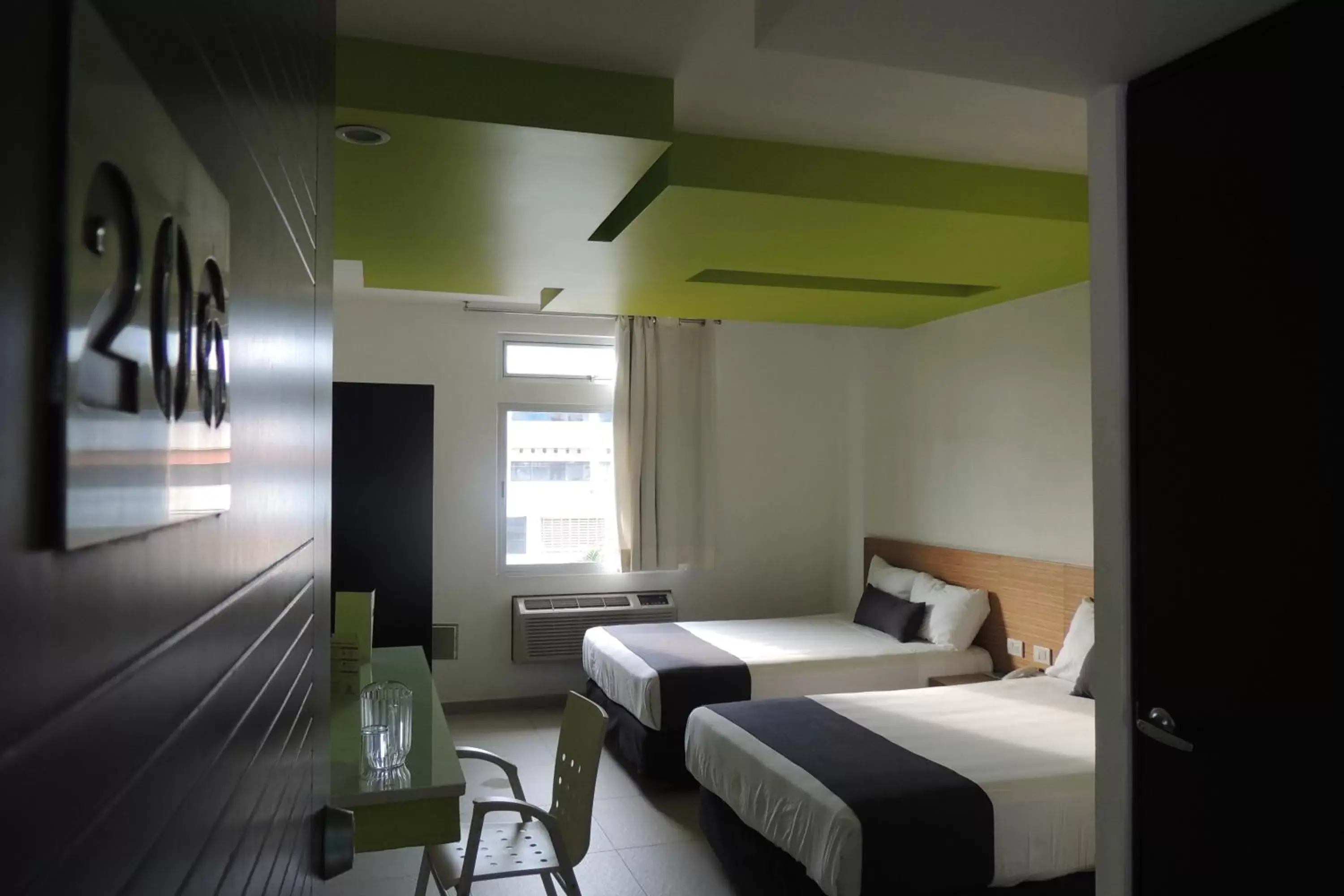 Double Room with Two Double Beds in Nu Hotel Double Room with Two Double Beds in Nu Hotel