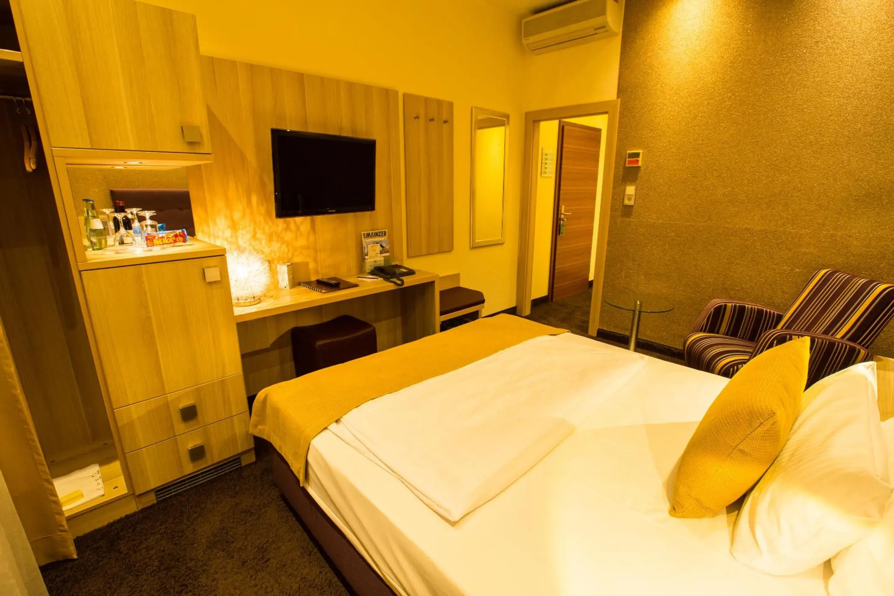 Comfort Single Room in Hotel Hammer-Mainz Hauptbahnhof Comfort Single Room in Hotel Hammer-Mainz Hauptbahnhof