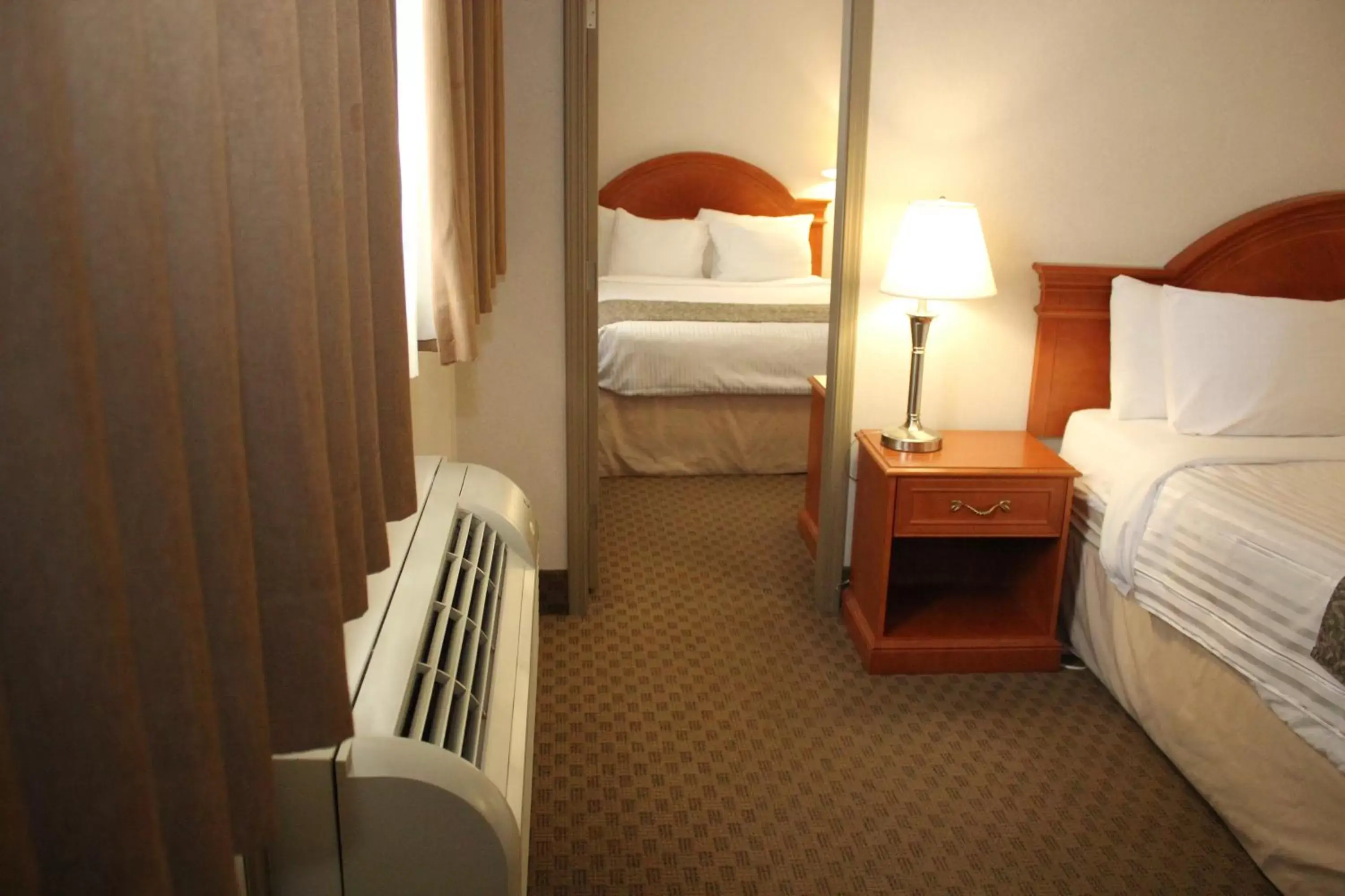 Studio Suite - Non-Smoking in Ramada by Wyndham Edmonton South Studio Suite - Non-Smoking in Ramada by Wyndham Edmonton South