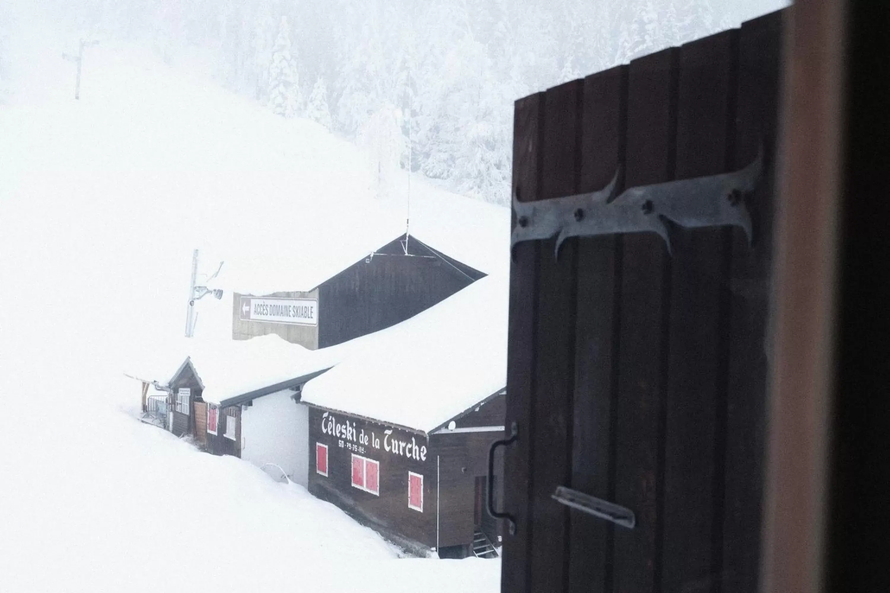 Quadruple Room with Mountain View in Hôtel La Grande Lanière Quadruple Room with Mountain View in Hôtel La Grande Lanière