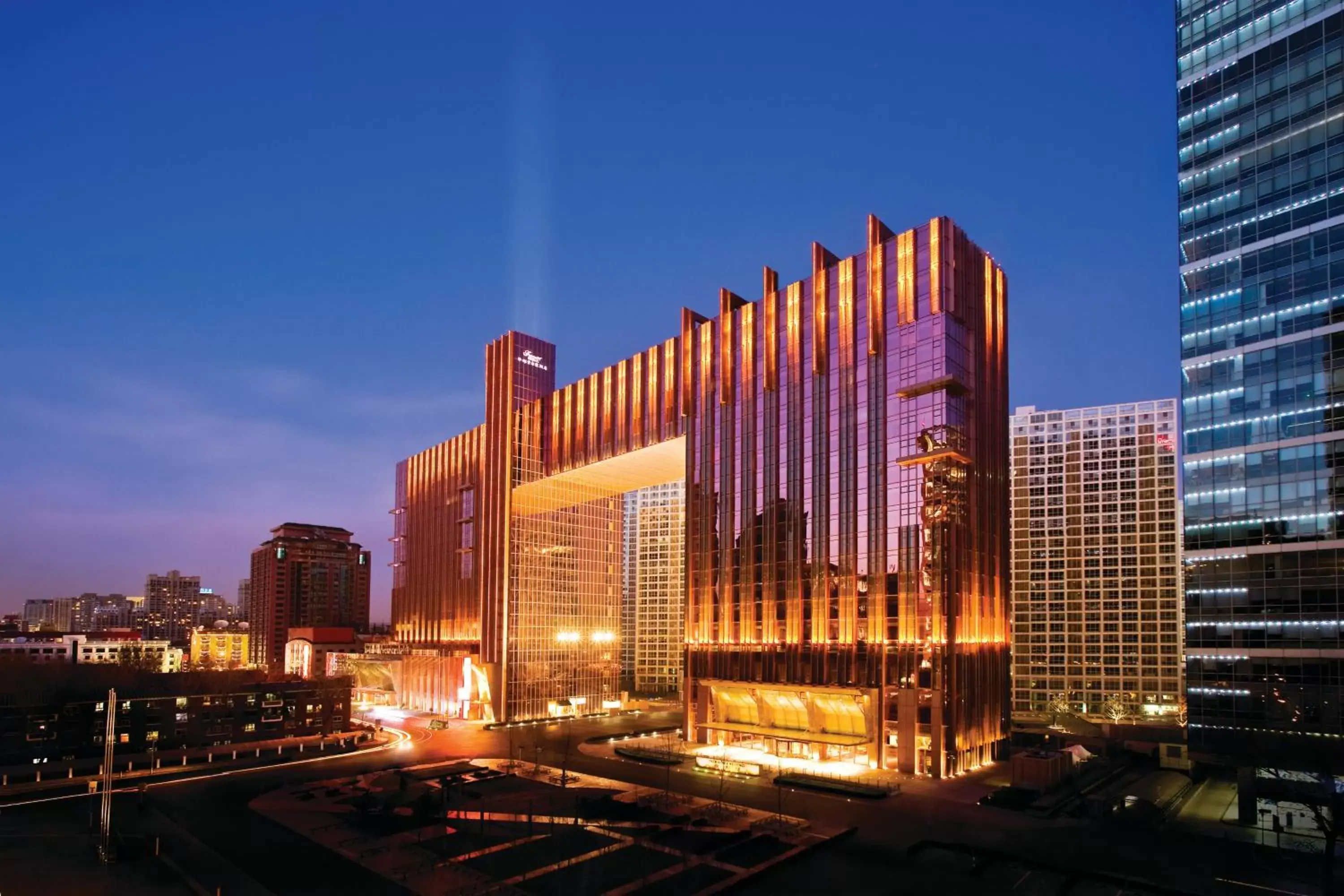 Fairmont Beijing - 20 minutes to Forbidden City by metro Fairmont Beijing - 20 minutes to Forbidden City by metro