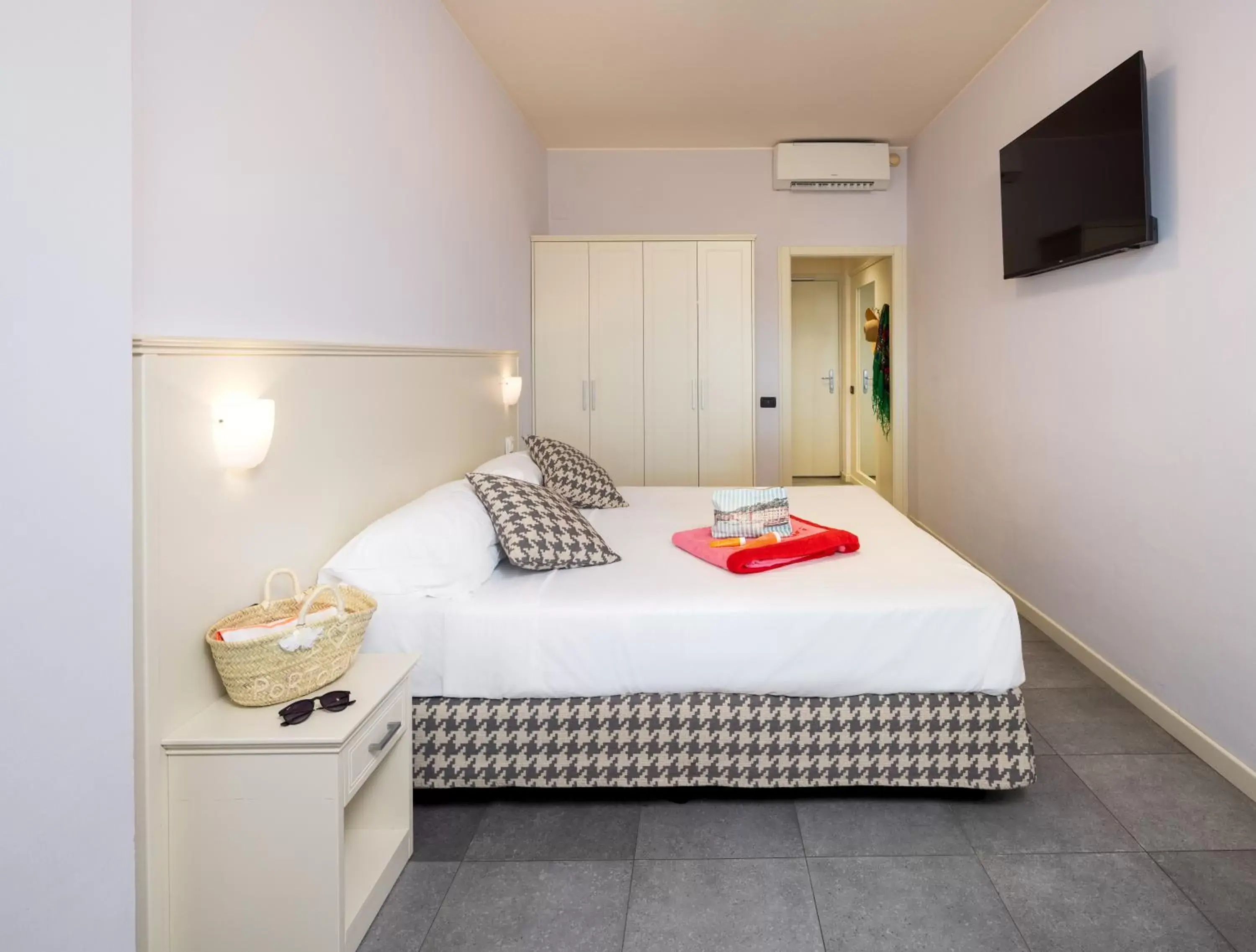 Double or Twin Room with Terrace and Sea View - single occupancy in Hotel Laurin Double or Twin Room with Terrace and Sea View - single occupancy in Hotel Laurin