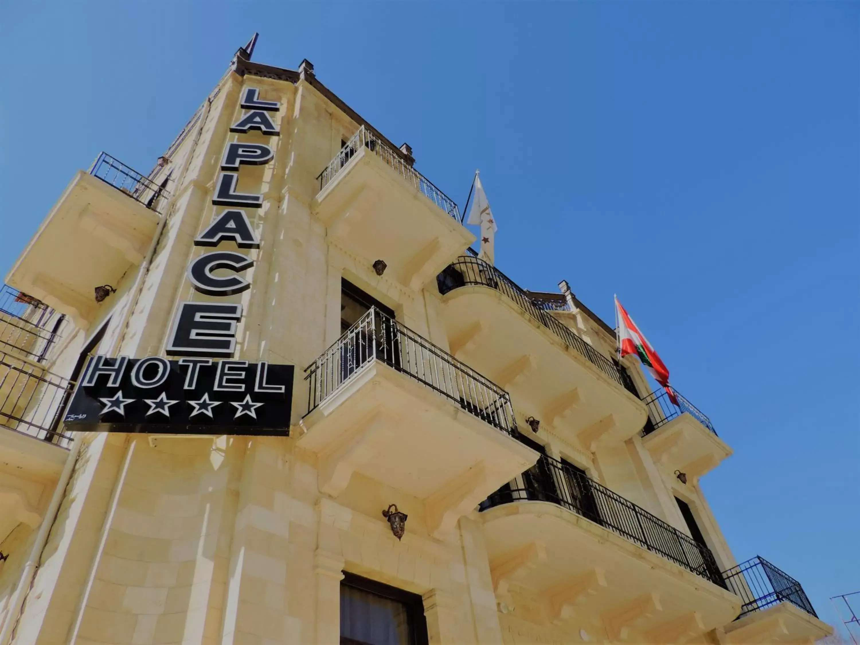 La Place Hotel La Place Hotel