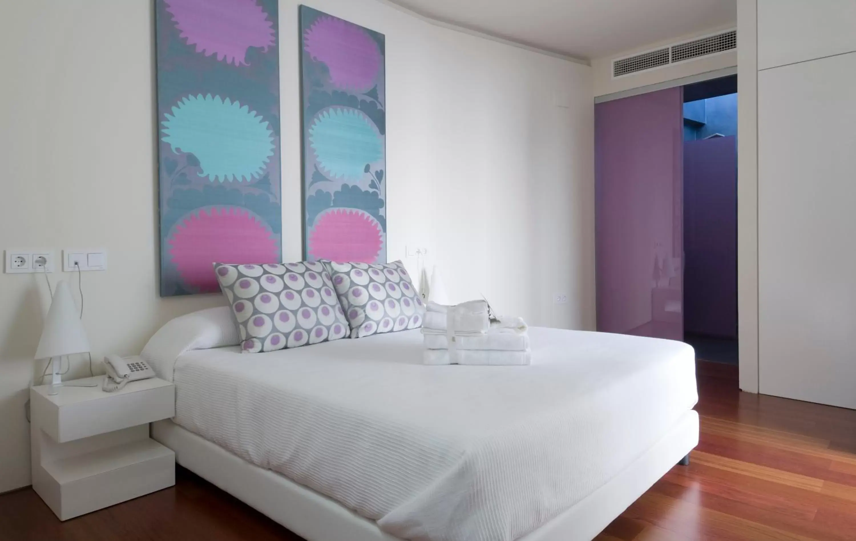 Double Room - First Floor in Hotel Viento10 Double Room - First Floor in Hotel Viento10