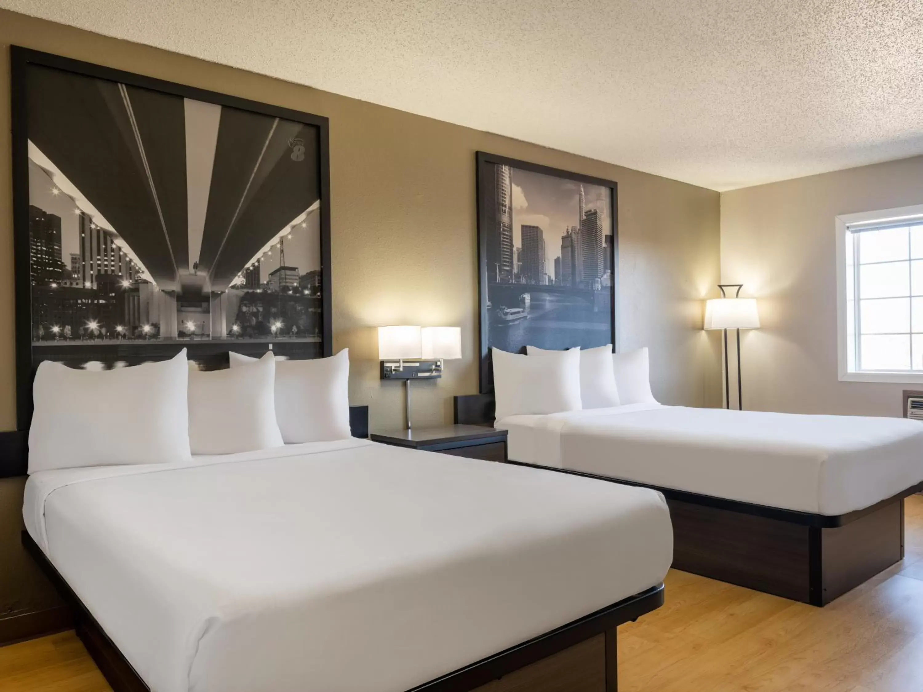 Double Room with Two Double Beds - Non-Smoking in Super 8 by Wyndham Clinton Double Room with Two Double Beds - Non-Smoking in Super 8 by Wyndham Clinton