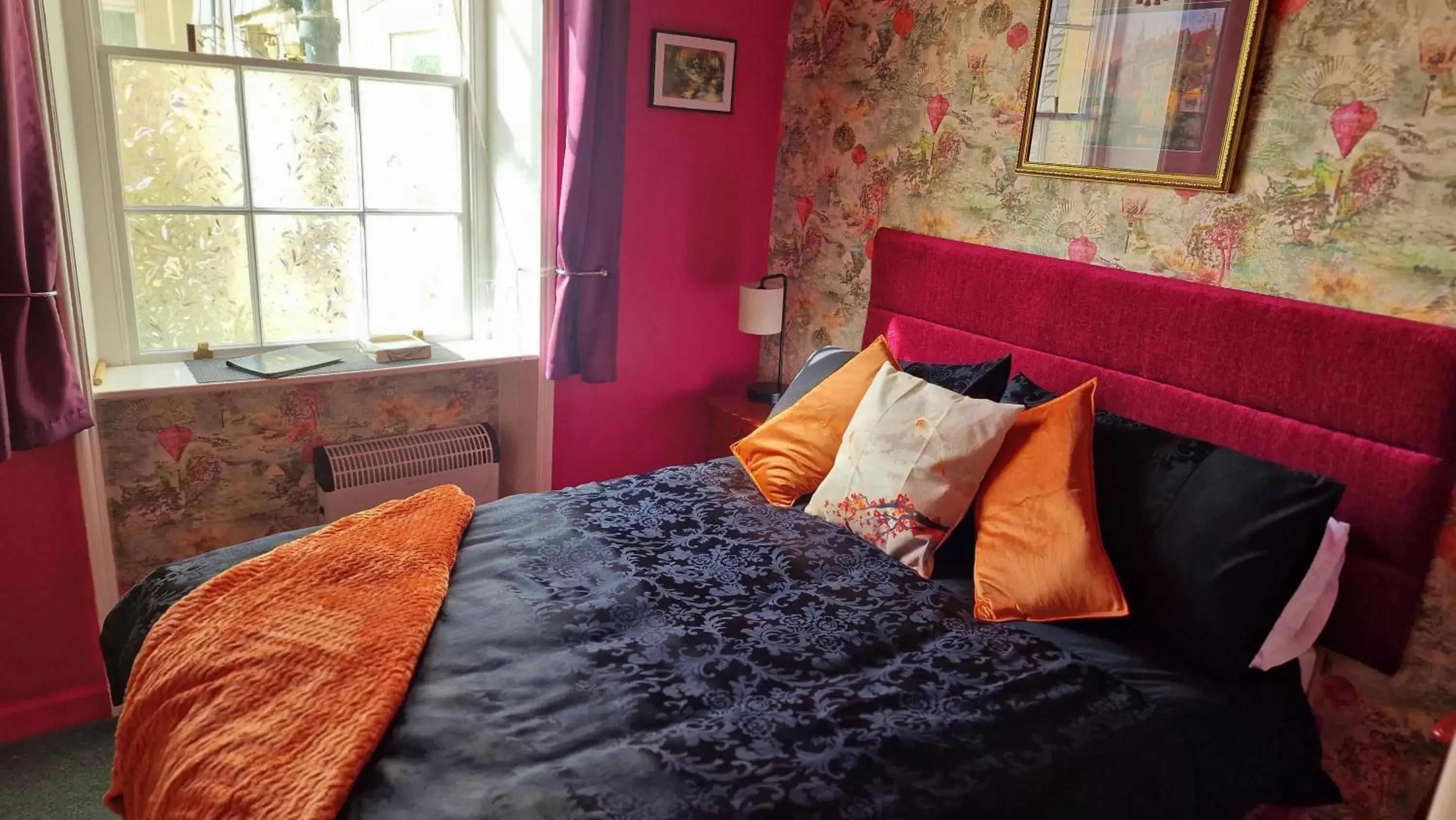 Standard Double Room in Philbeach Guest House Standard Double Room in Philbeach Guest House