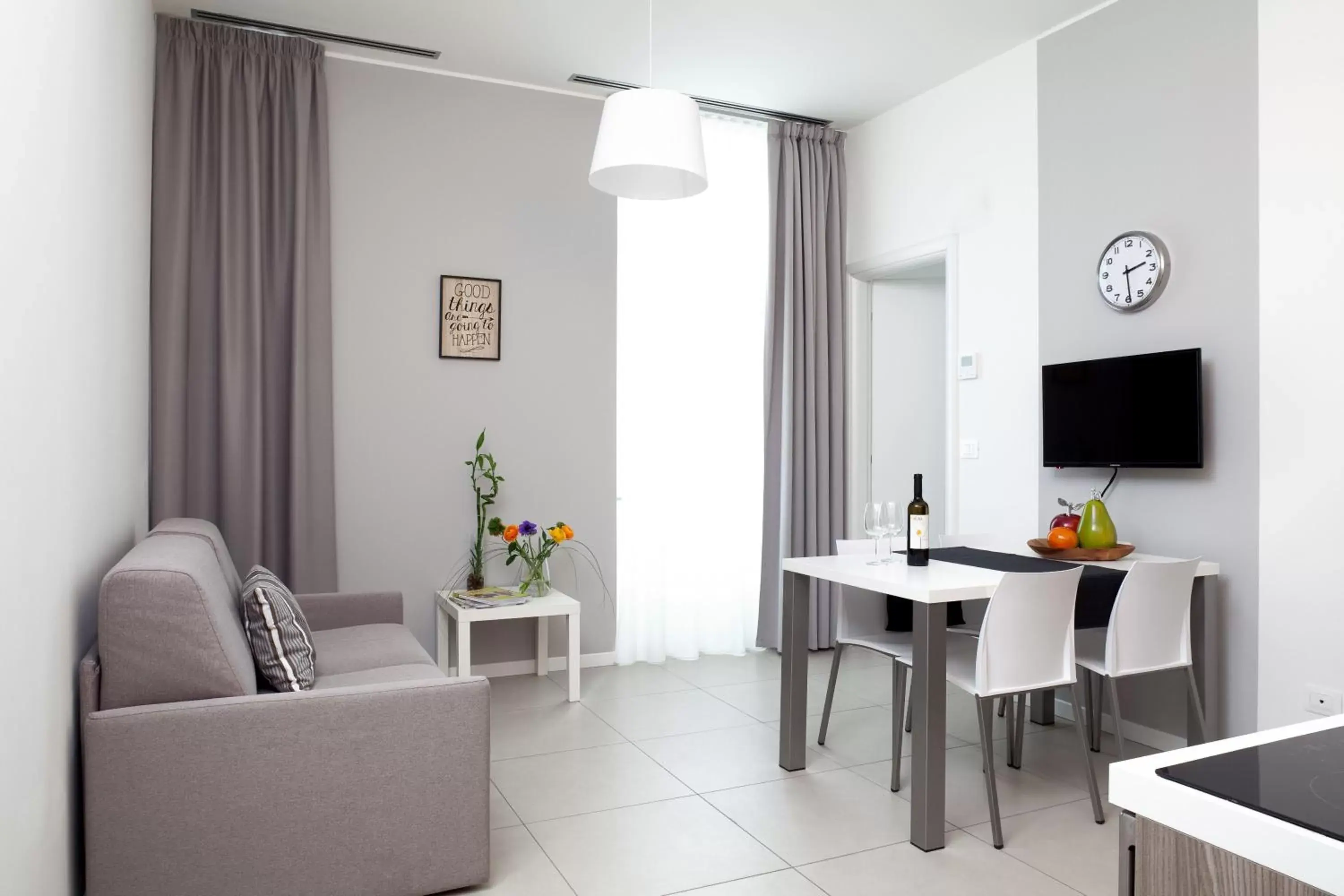 Two-Bedroom Apartment in Palazzo Talenti 1907 Two-Bedroom Apartment in Palazzo Talenti 1907