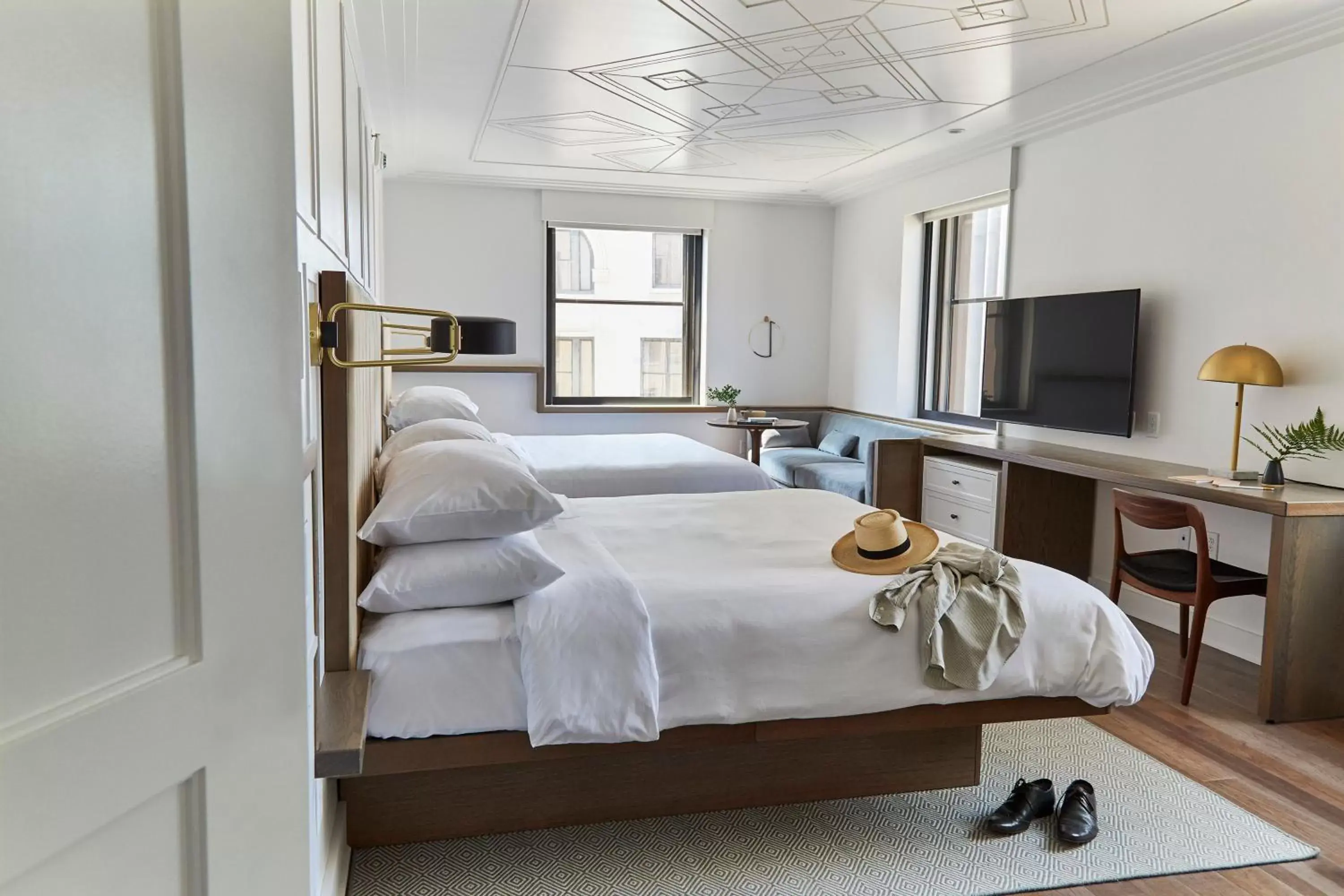 Studio Suite, 2 Kings Mobility Accessible in Noelle Studio Suite, 2 Kings Mobility Accessible in Noelle