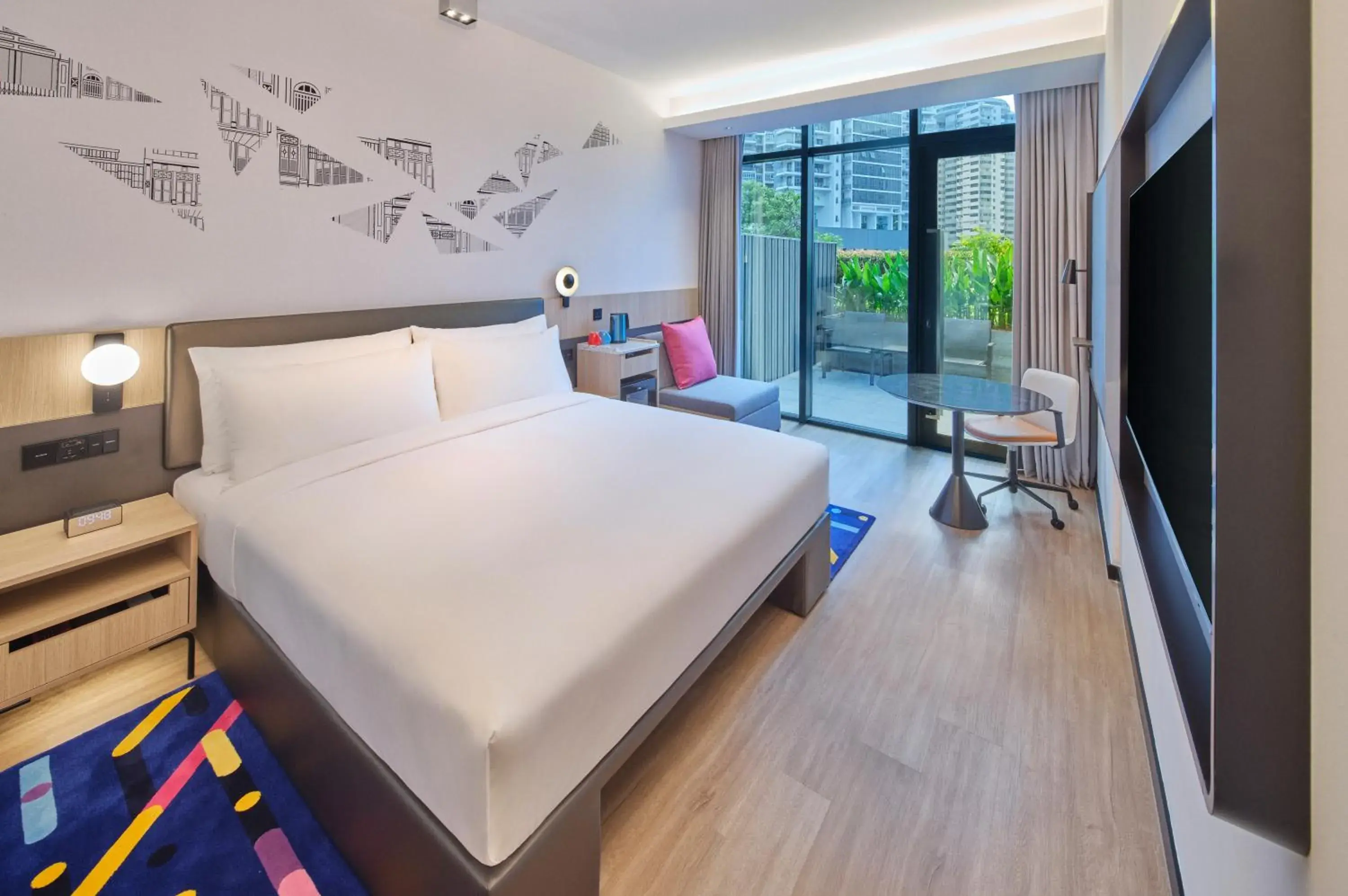 Urban, Guest room, 1 King, West Wing, Patio in Aloft Singapore Novena Urban, Guest room, 1 King, West Wing, Patio in Aloft Singapore Novena