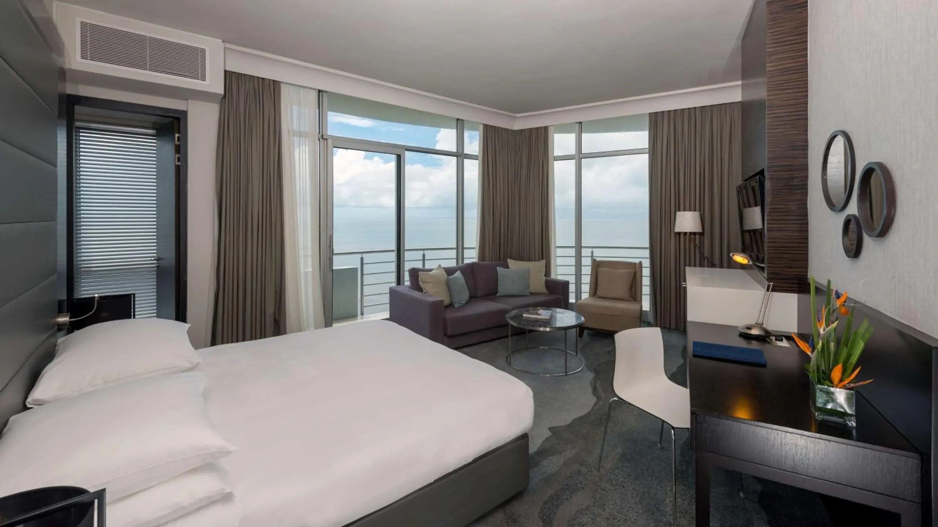 Junior Suite with Balcony and Sea View - single occupancy in Radisson Blu Hotel & Residence Maputo Junior Suite with Balcony and Sea View - single occupancy in Radisson Blu Hotel & Residence Maputo