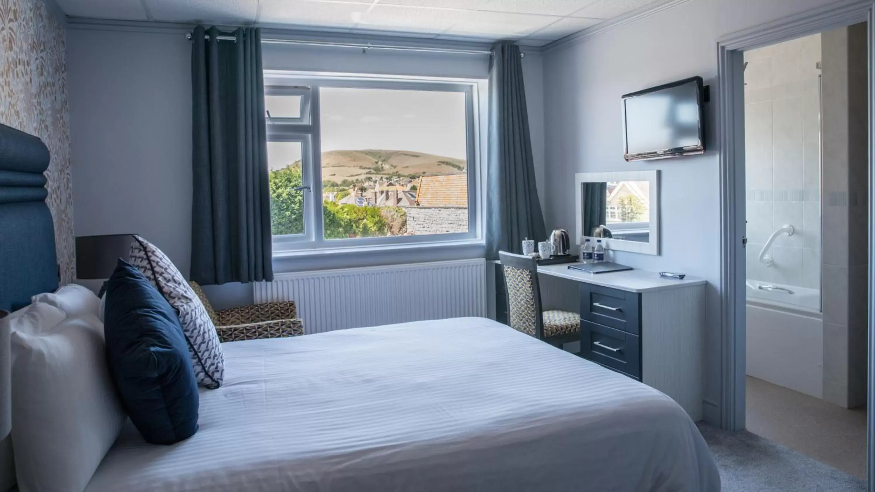 Double Room in The Pines Hotel Double Room in The Pines Hotel