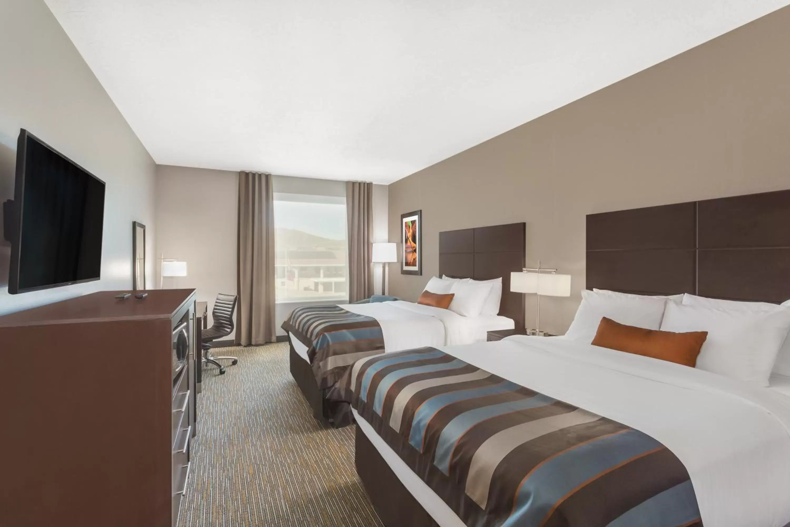 Queen Room with Two Queen Beds - Non-Smoking in Wingate by Wyndham Hurricane Zion National Park Queen Room with Two Queen Beds - Non-Smoking in Wingate by Wyndham Hurricane Zion National Park