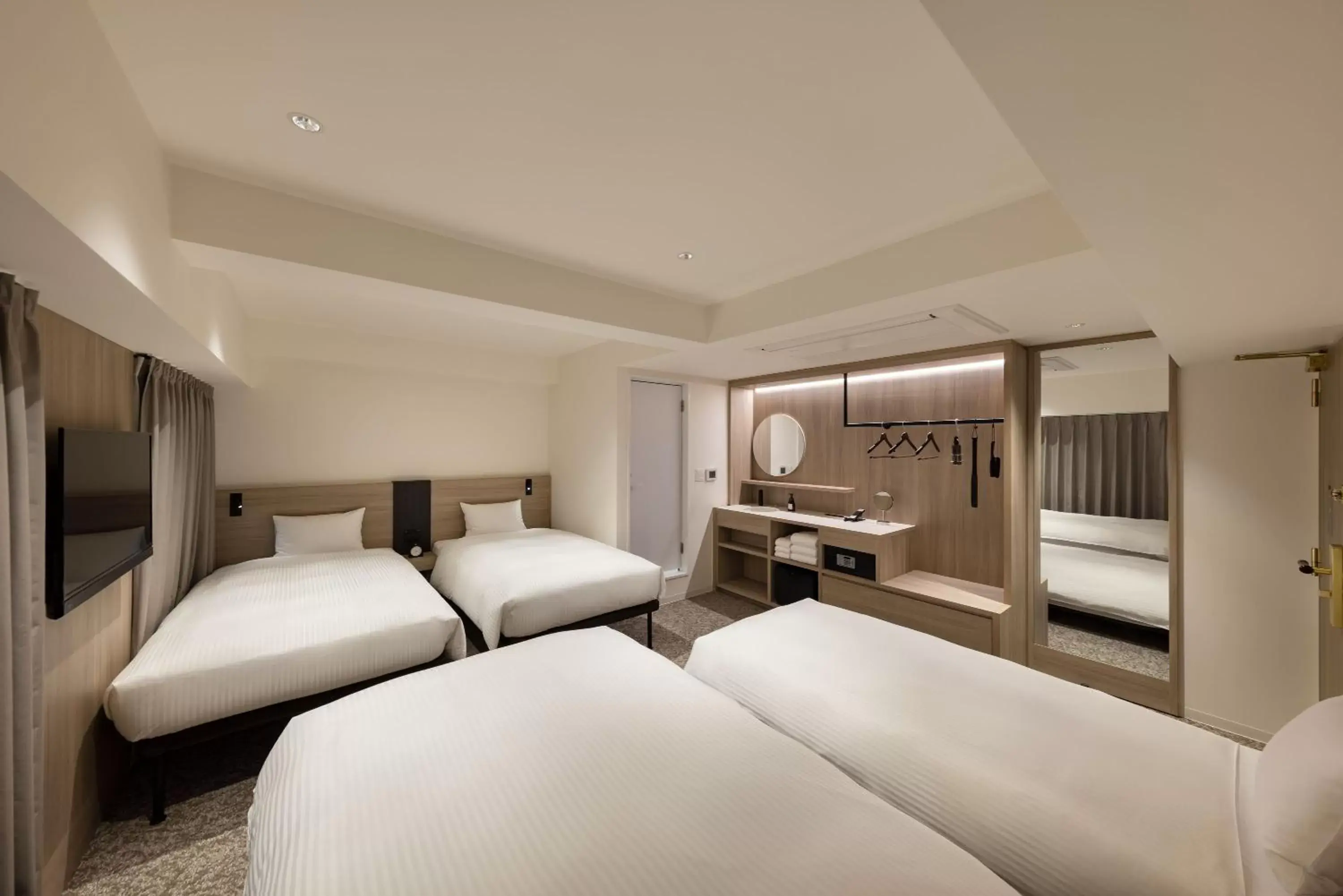 Family Room (3 Single Beds + 1 Sofa Bed) in the b namba-kuromon Family Room (3 Single Beds + 1 Sofa Bed) in the b namba-kuromon