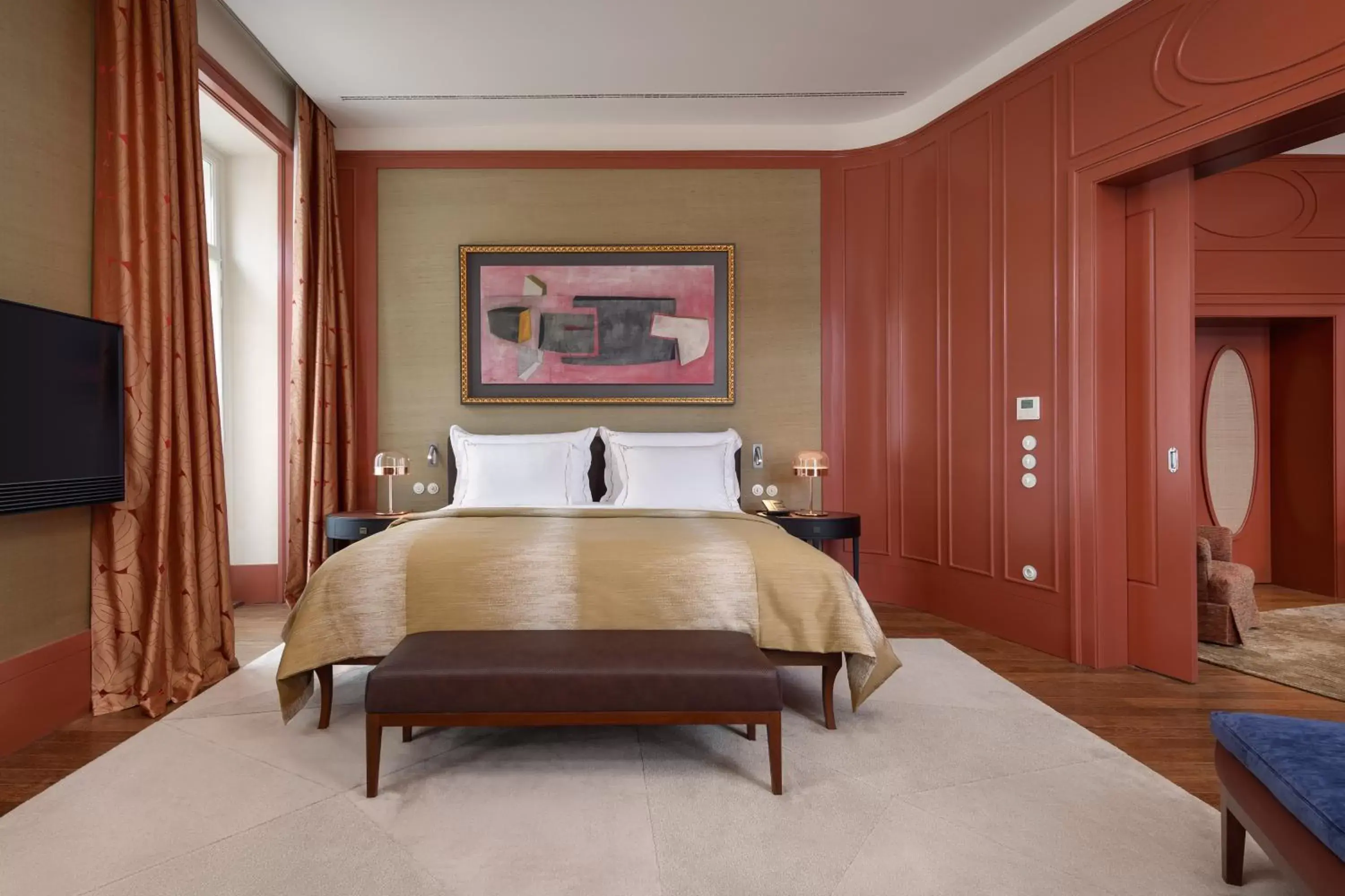 Suite with Square View - single occupancy in Bairro Alto Hotel Suite with Square View - single occupancy in Bairro Alto Hotel