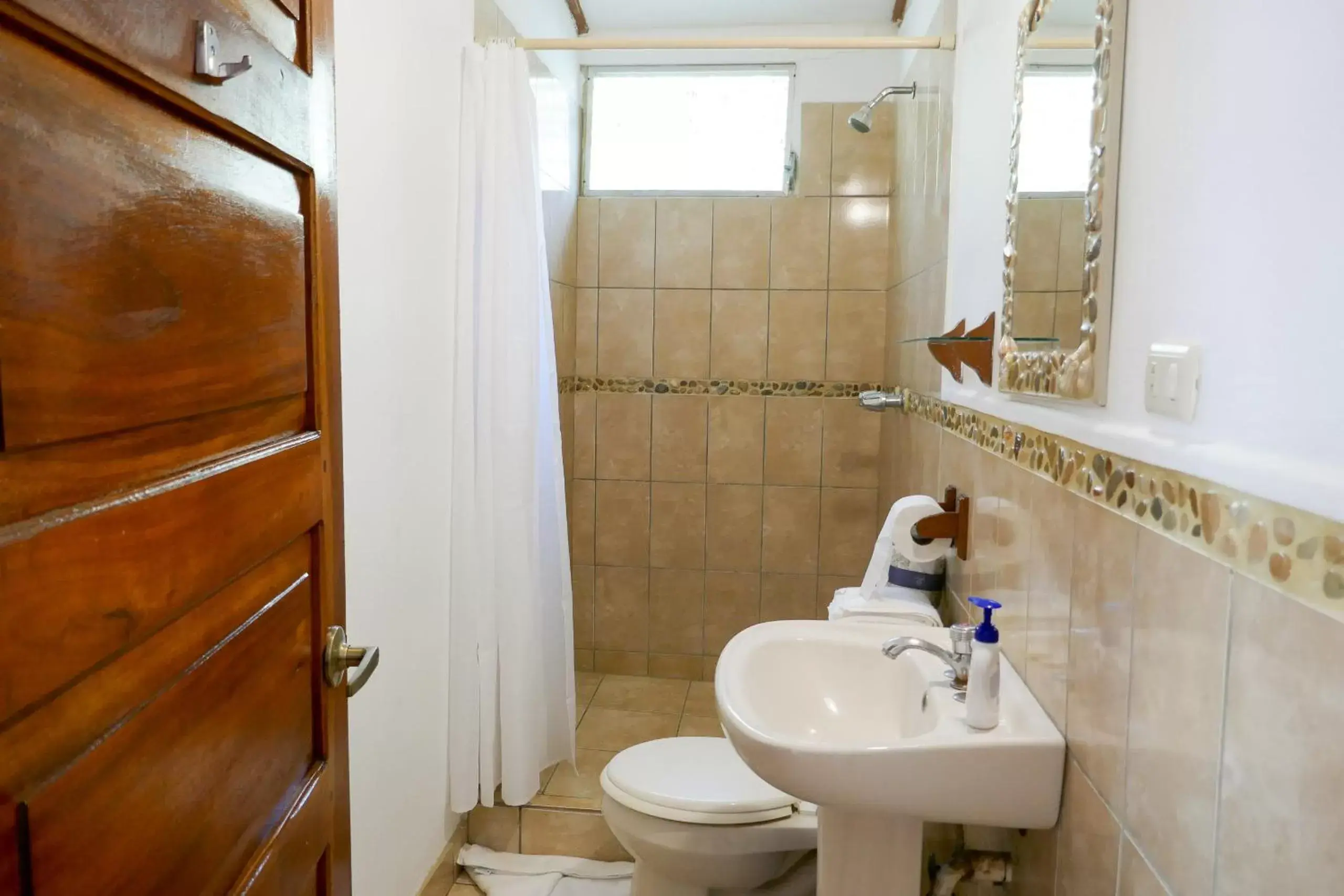 Double Room in El Pacifico Hotel Double Room in El Pacifico Hotel