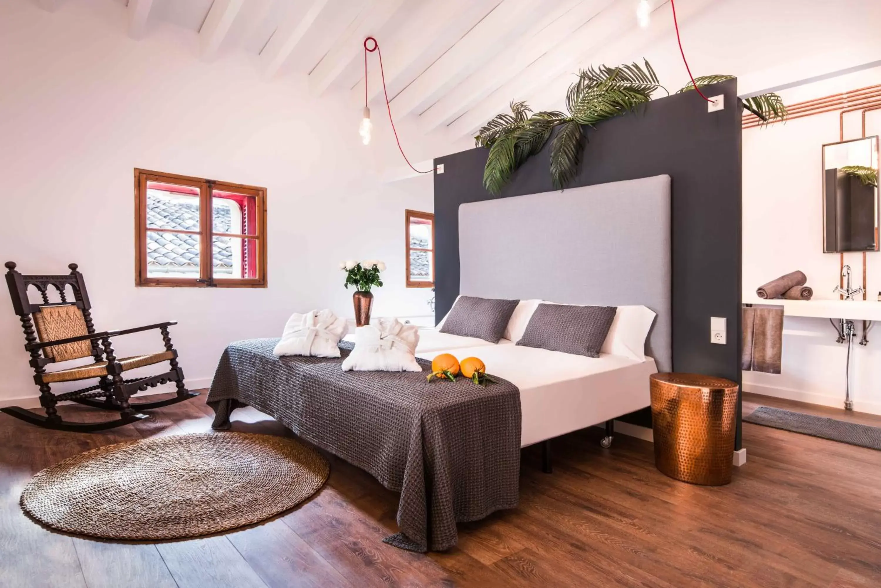 Lluna Aqua Soller - Adults Recommended Lluna Aqua Soller - Adults Recommended