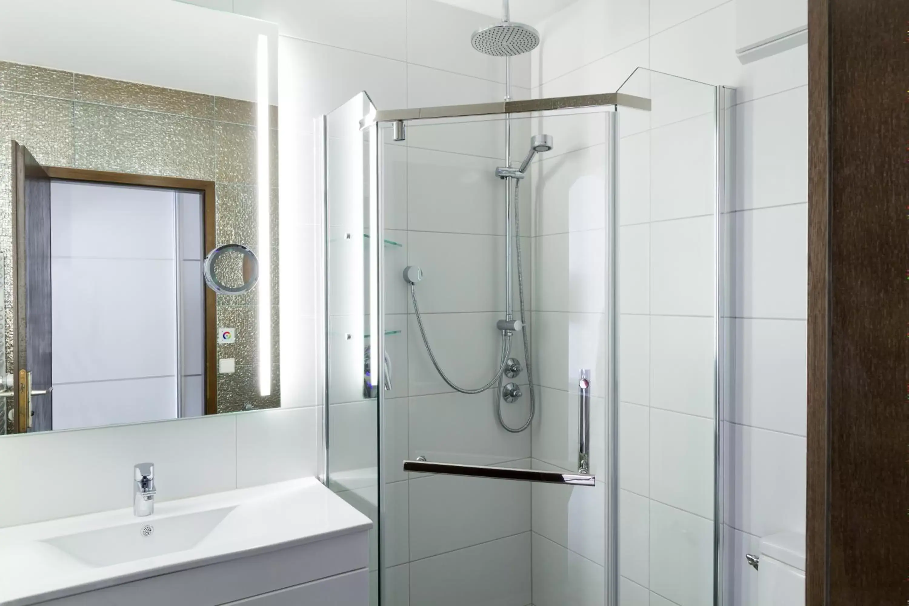 Single Room with Private Bathroom in Hotel Hellers Twenty Four I -24h-Check-In- Single Room with Private Bathroom in Hotel Hellers Twenty Four I -24h-Check-In-