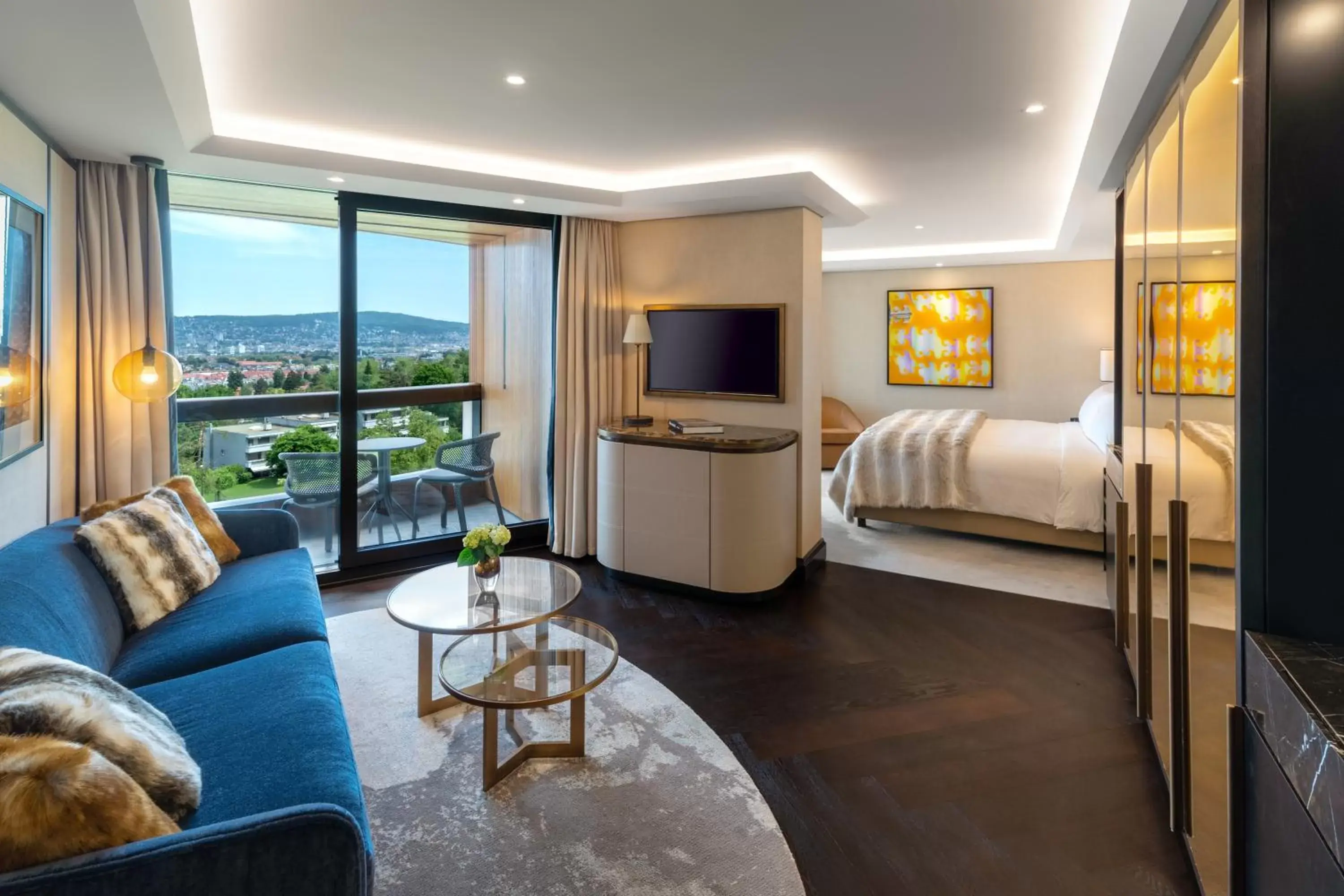 Luxe XL Suite with Balcony in FIVE Zurich - Luxury City Resort Luxe XL Suite with Balcony in FIVE Zurich - Luxury City Resort