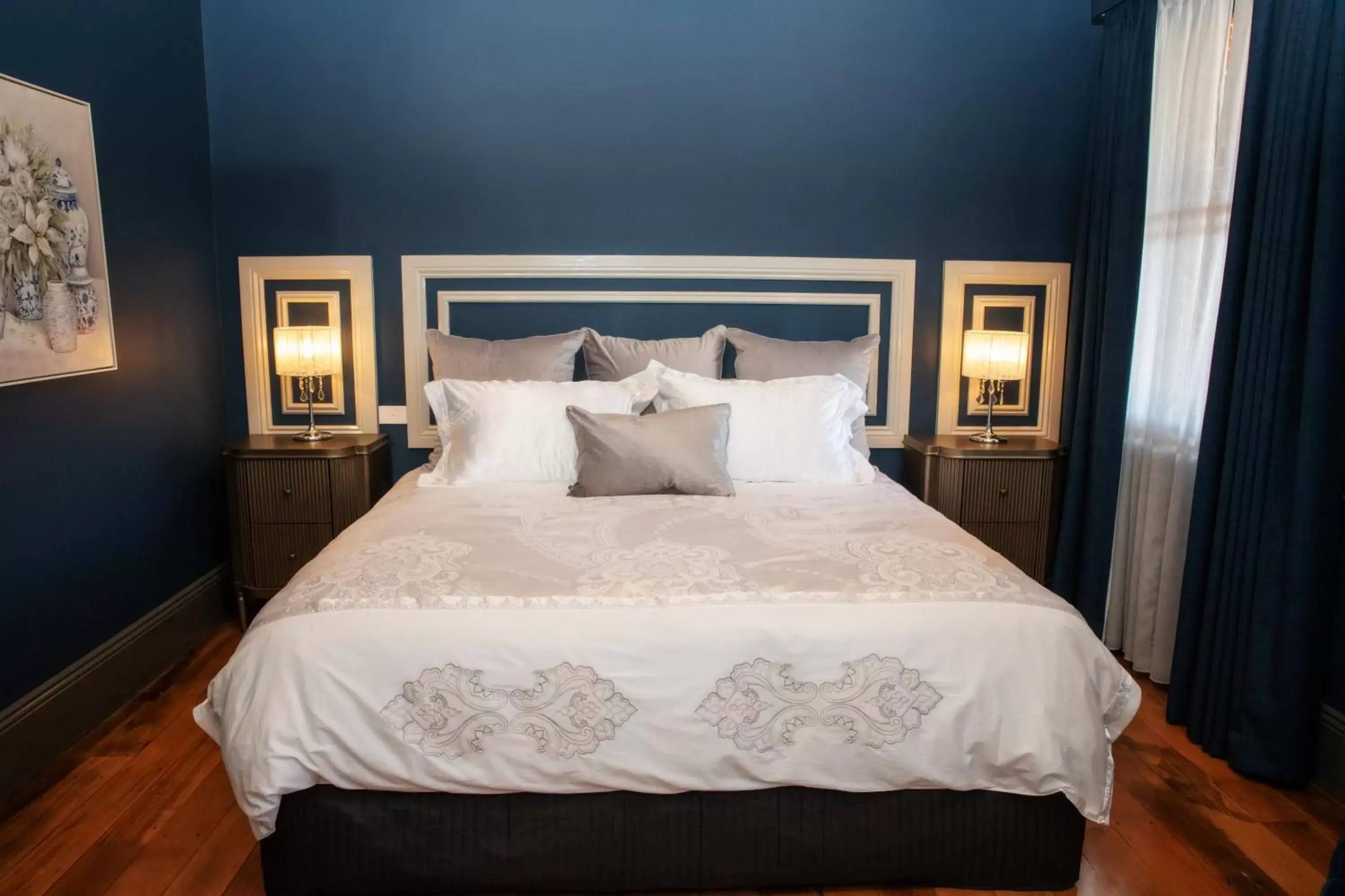 King Room - Disability Access in Hotel Australasia King Room - Disability Access in Hotel Australasia