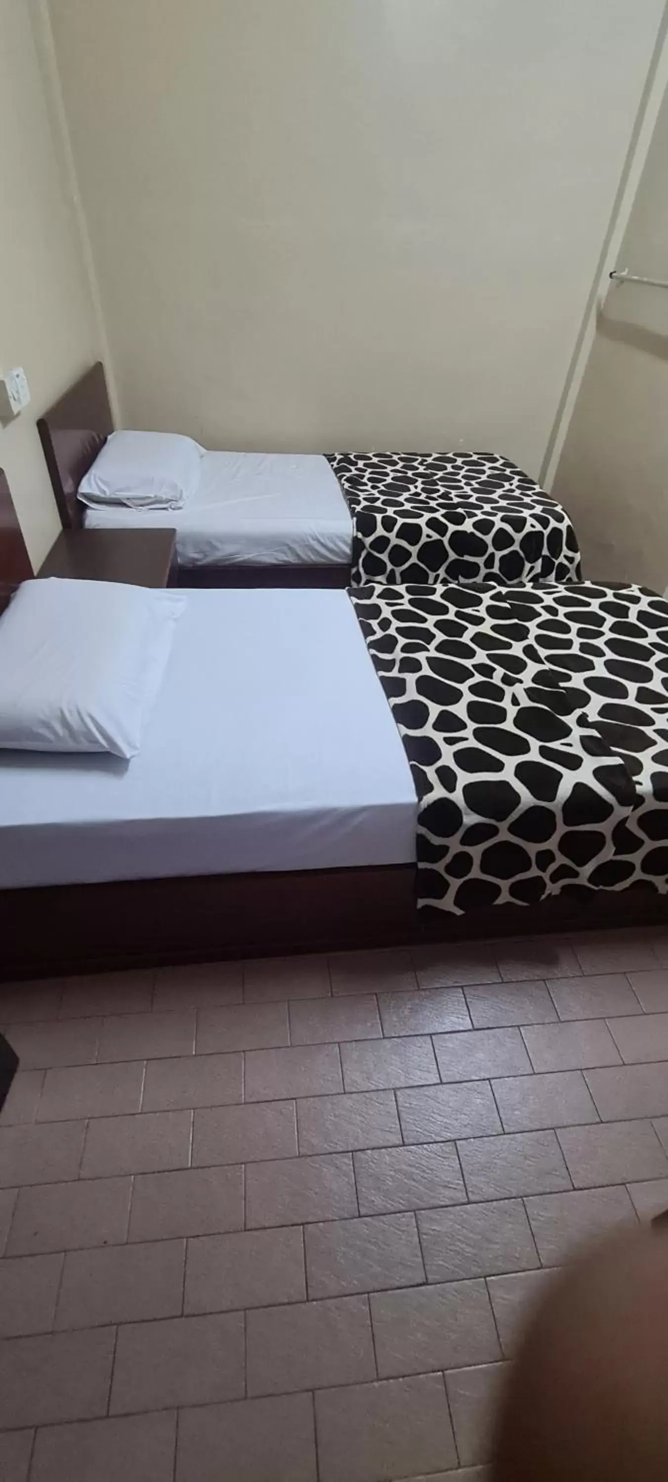 Budget Twin Room in East Coast Hotel Budget Twin Room in East Coast Hotel