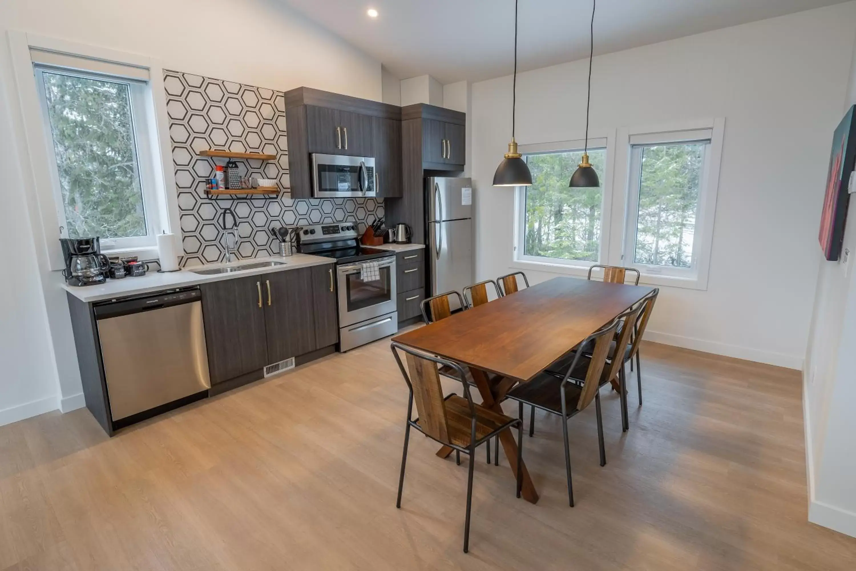 Three-Bedroom Apartment in Basecamp Resorts Revelstoke Three-Bedroom Apartment in Basecamp Resorts Revelstoke