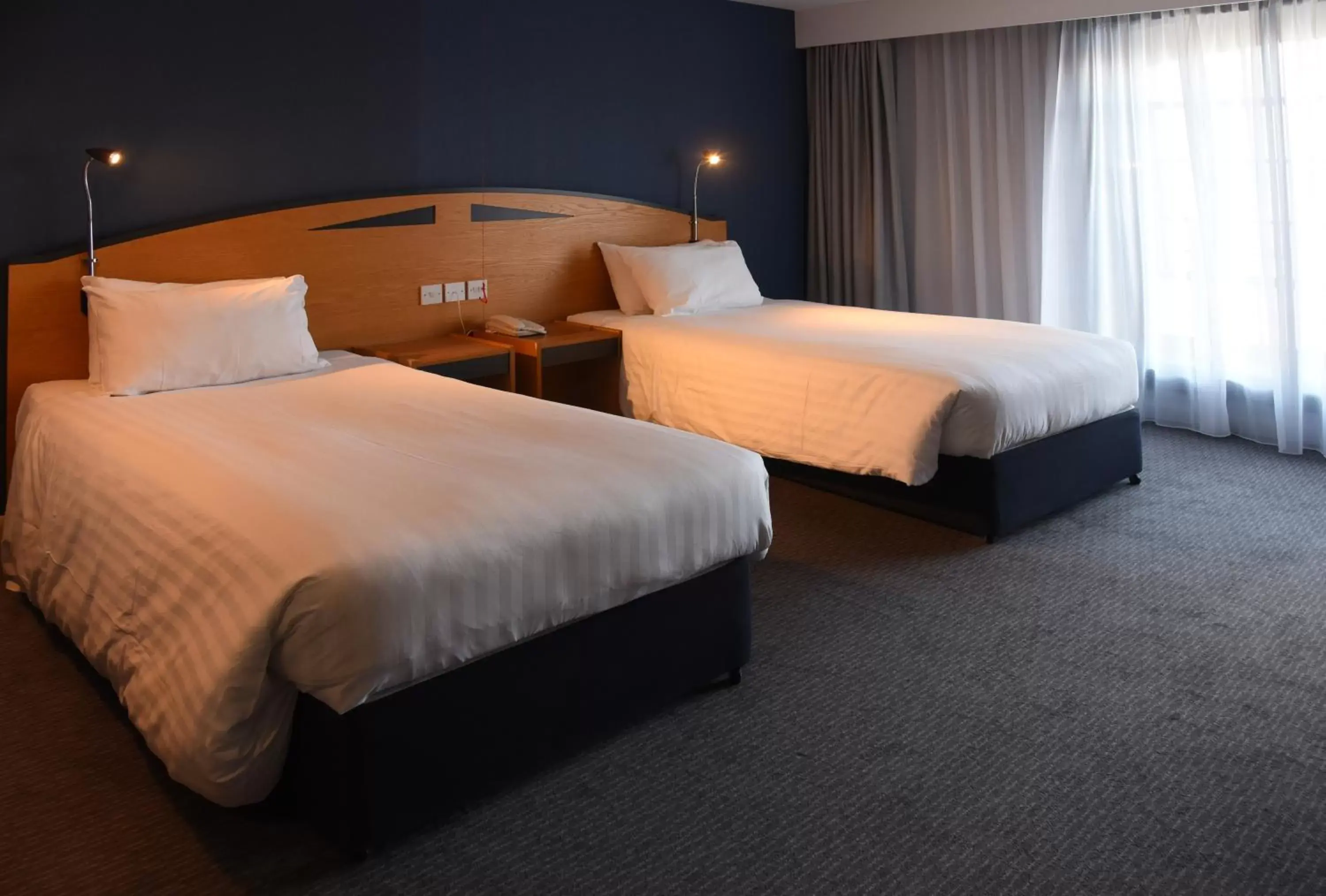 Standard Twin Room with Free Hot Breakfast in Holiday Inn Express Liverpool-Albert Dock by IHG Standard Twin Room with Free Hot Breakfast in Holiday Inn Express Liverpool-Albert Dock by IHG