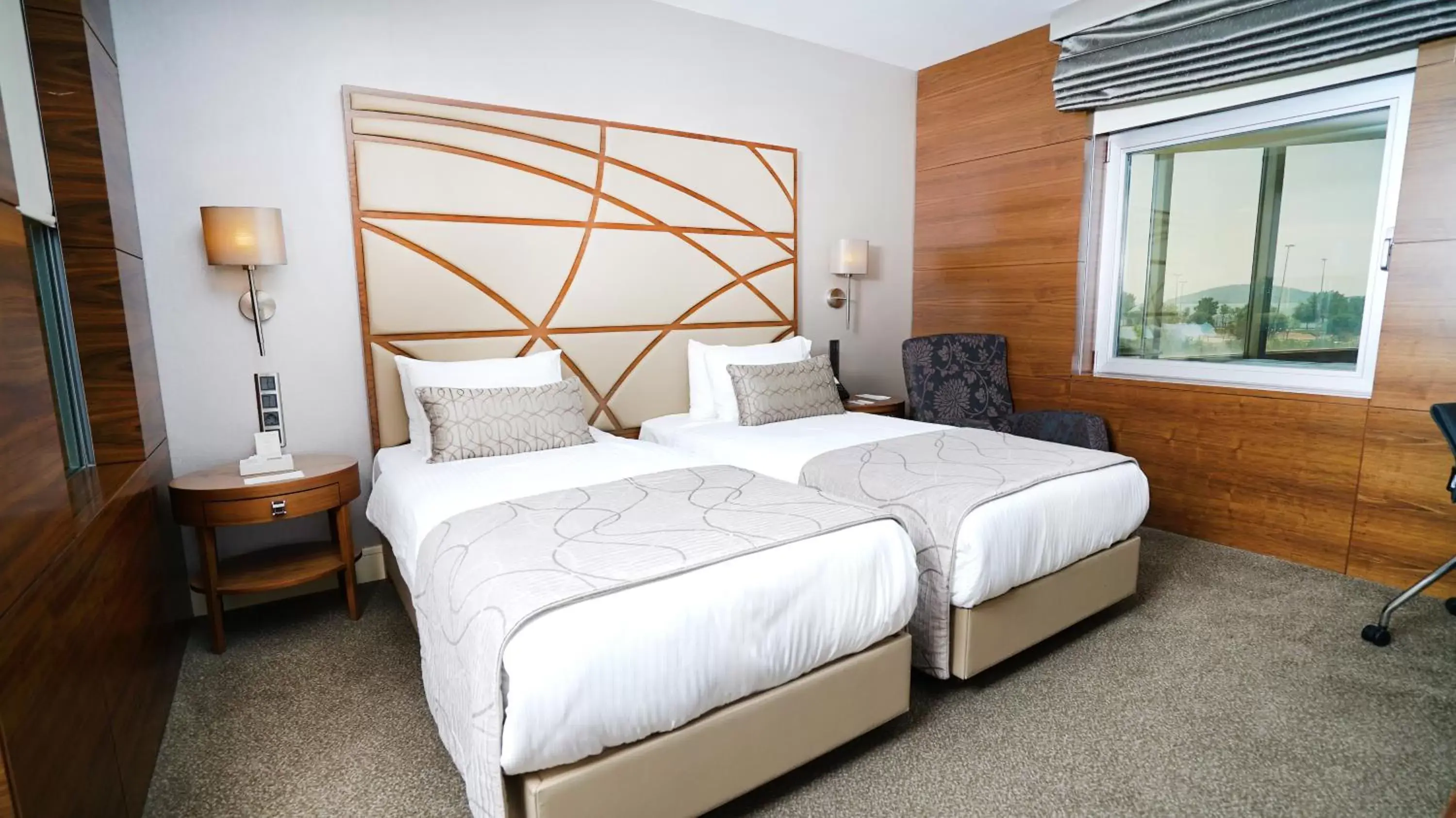 Superior Twin Room with Partial Sea View - single occupancy in Cevahir Hotel Istanbul Asia Superior Twin Room with Partial Sea View - single occupancy in Cevahir Hotel Istanbul Asia