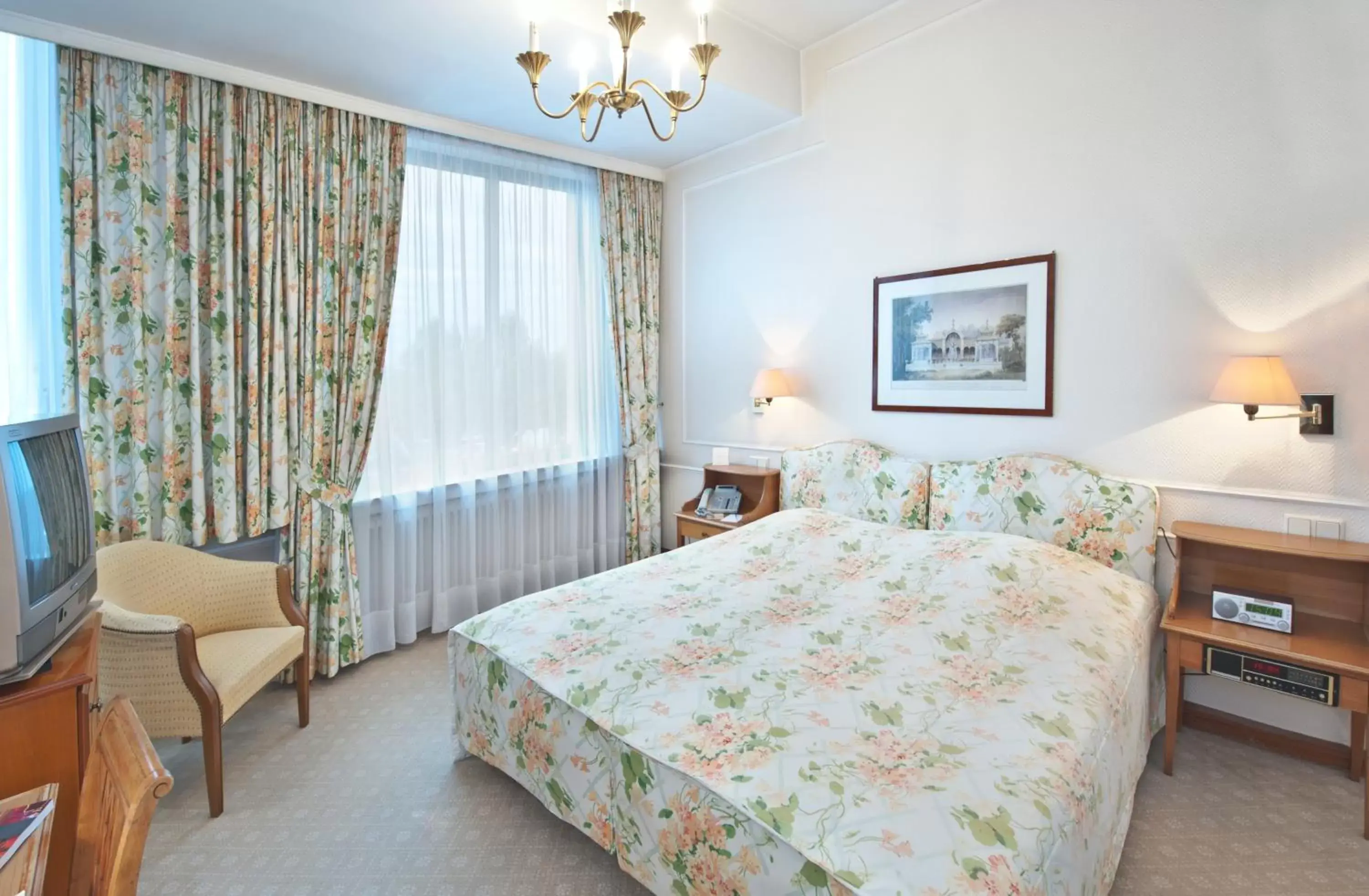 Standard Double or Twin Room in Grand Hotel Cravat Standard Double or Twin Room in Grand Hotel Cravat