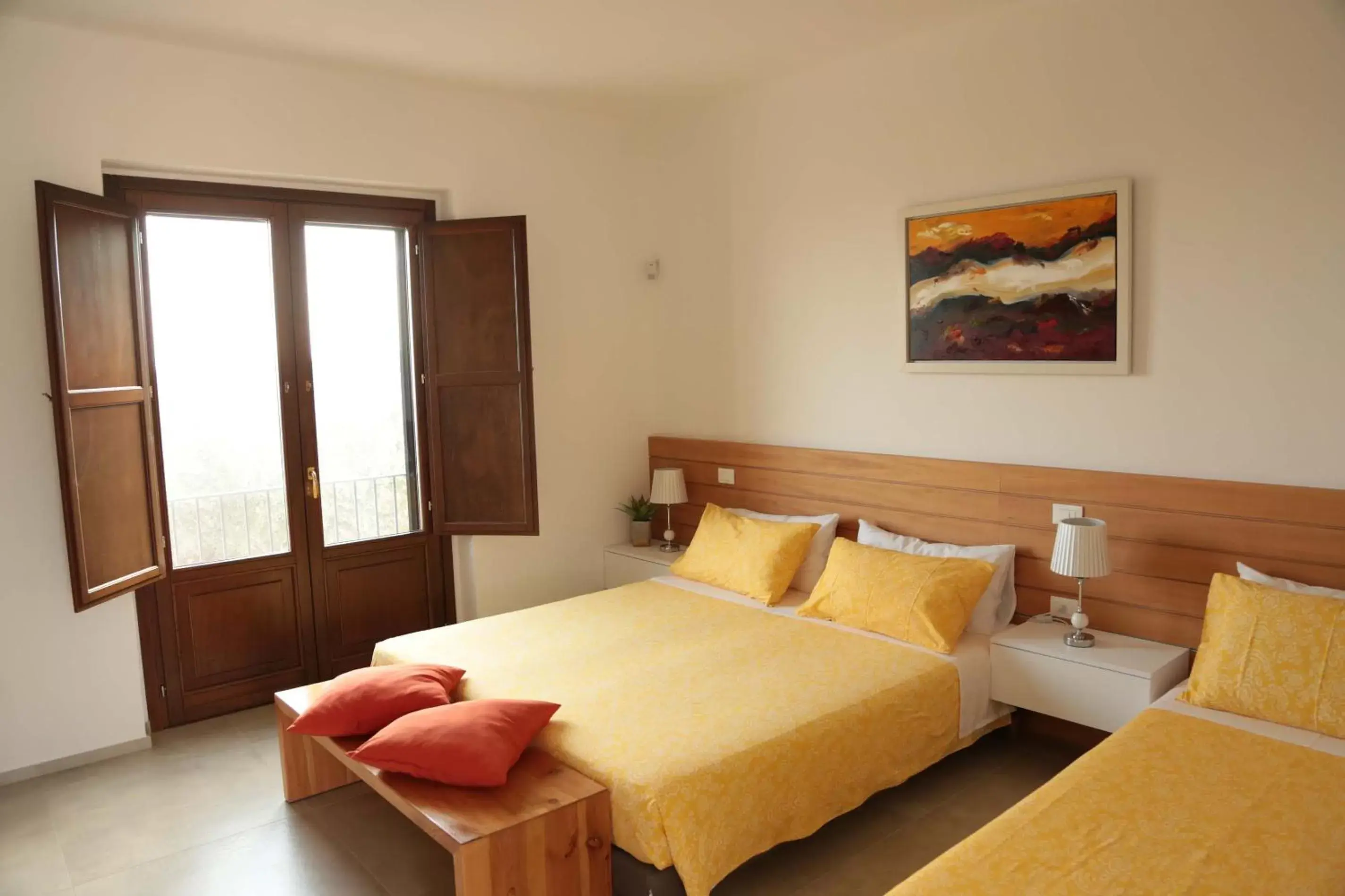 Deluxe Triple Room in Villa Angiolina, Molise Deluxe Triple Room in Villa Angiolina, Molise