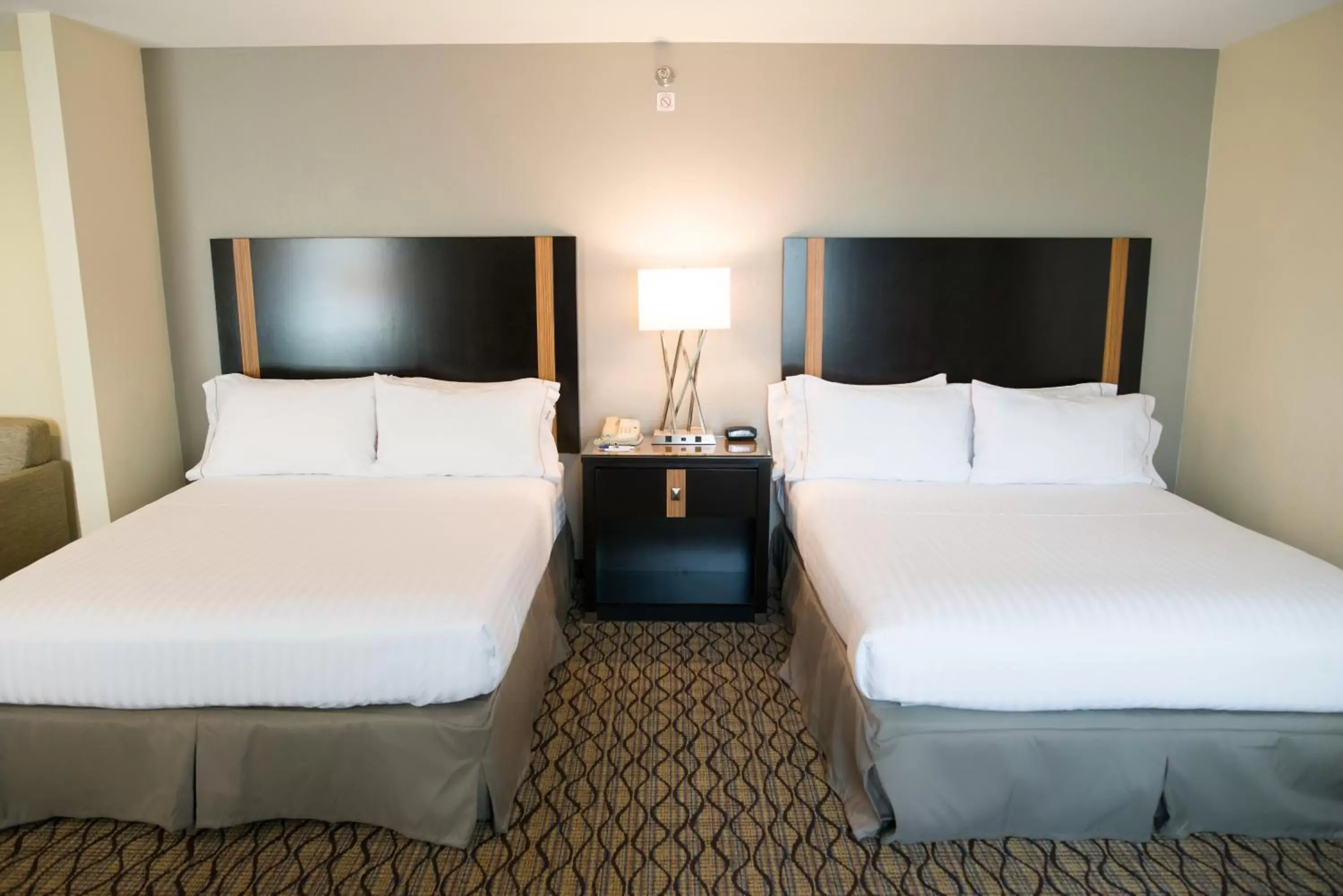 Holiday Inn Express Hotel & Suites Chanhassen by IHG Holiday Inn Express Hotel & Suites Chanhassen by IHG