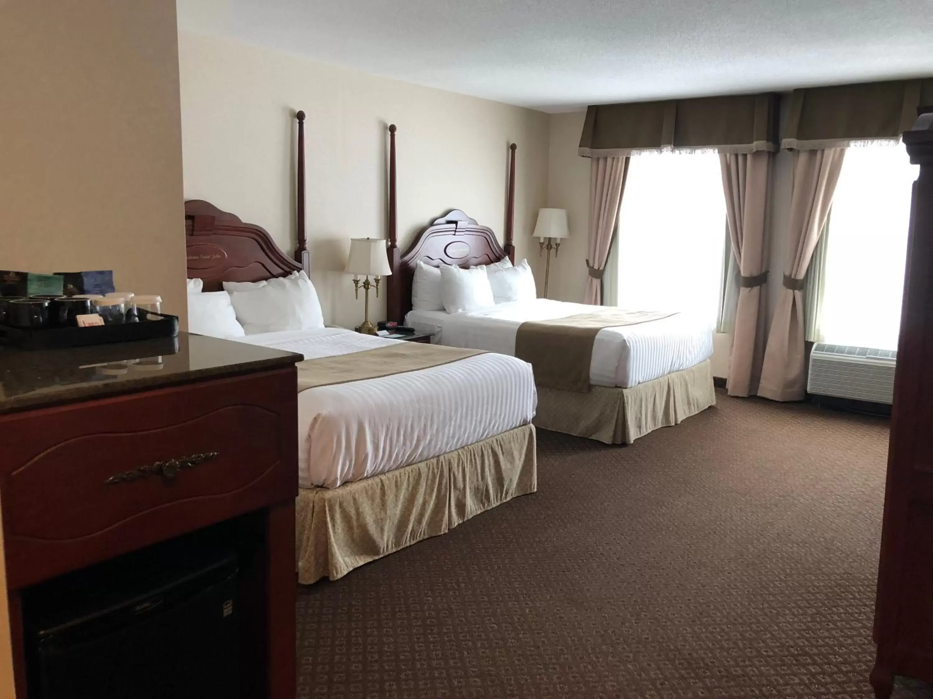 Queen Room with Two Queen Beds - Non-Smoking in Chateau Saint John Trademark Collection by Wyndham Queen Room with Two Queen Beds - Non-Smoking in Chateau Saint John Trademark Collection by Wyndham