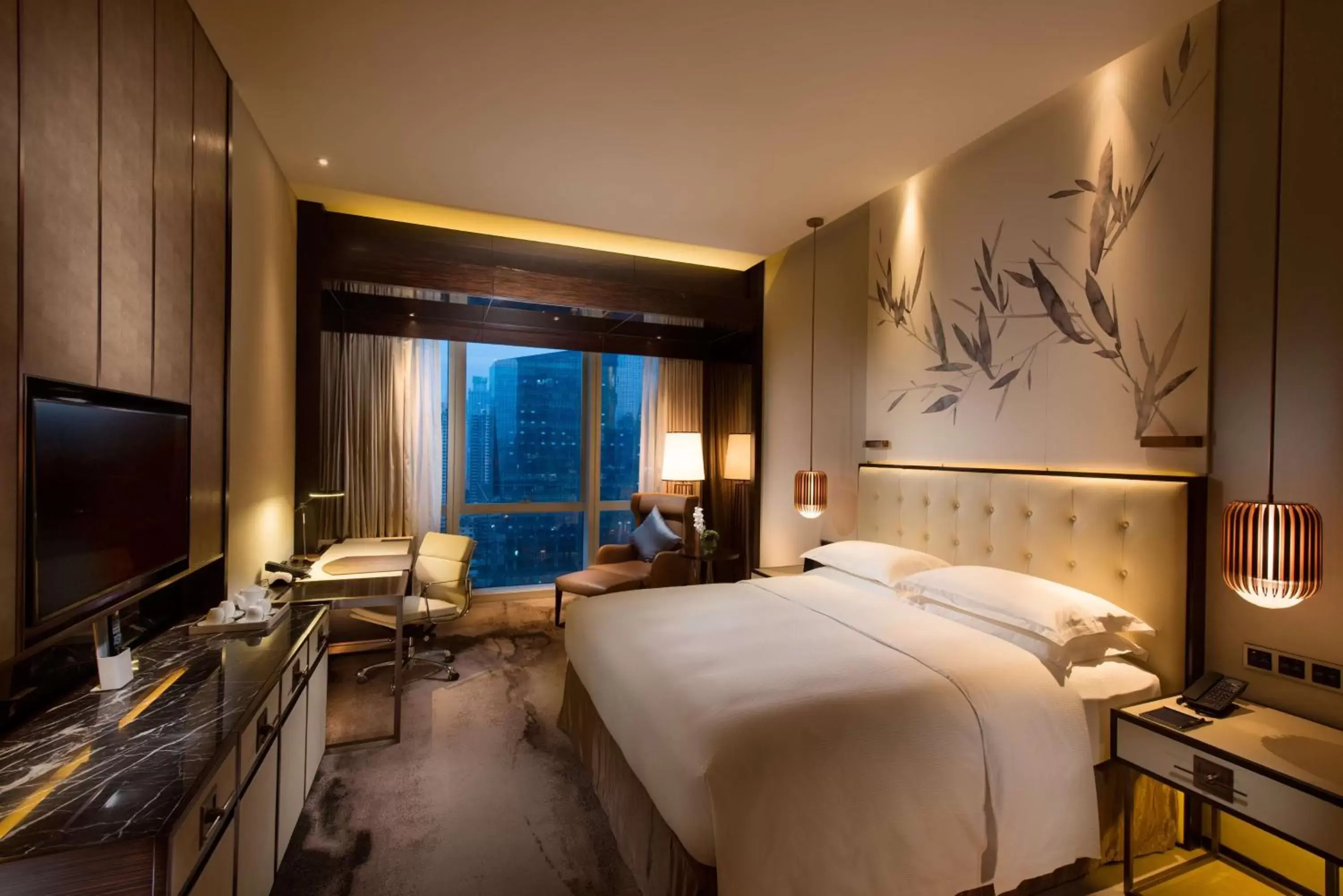 King Guest Room in Hilton Shenzhen Futian, Metro Station at Hotel Front Door, Close to Futian Convention & Exhibition Center King Guest Room in Hilton Shenzhen Futian, Metro Station at Hotel Front Door, Close to Futian Convention & Exhibition Center