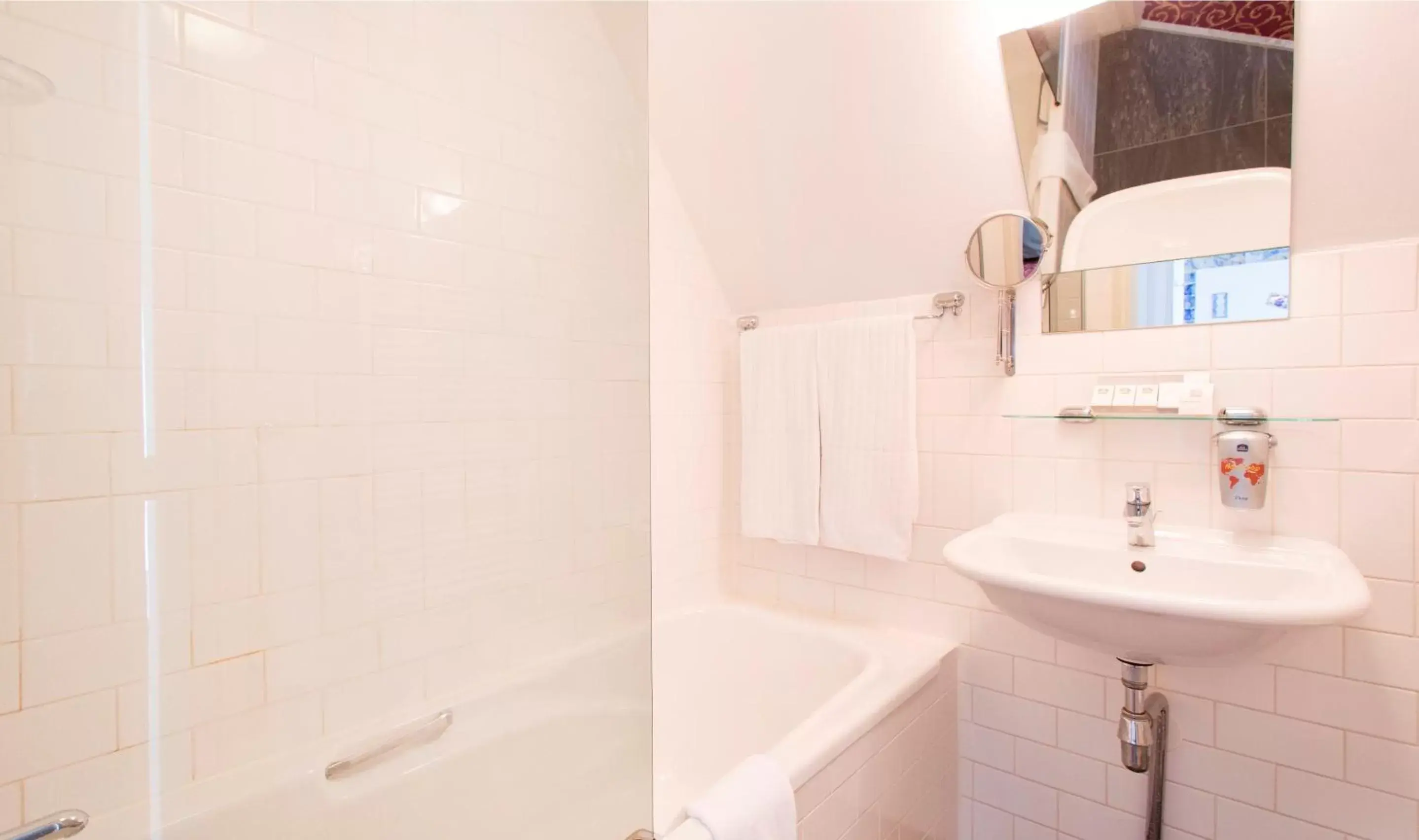 Standard Double or Twin Room in Grand Museum Hotel, BW Signature Collection Standard Double or Twin Room in Grand Museum Hotel, BW Signature Collection