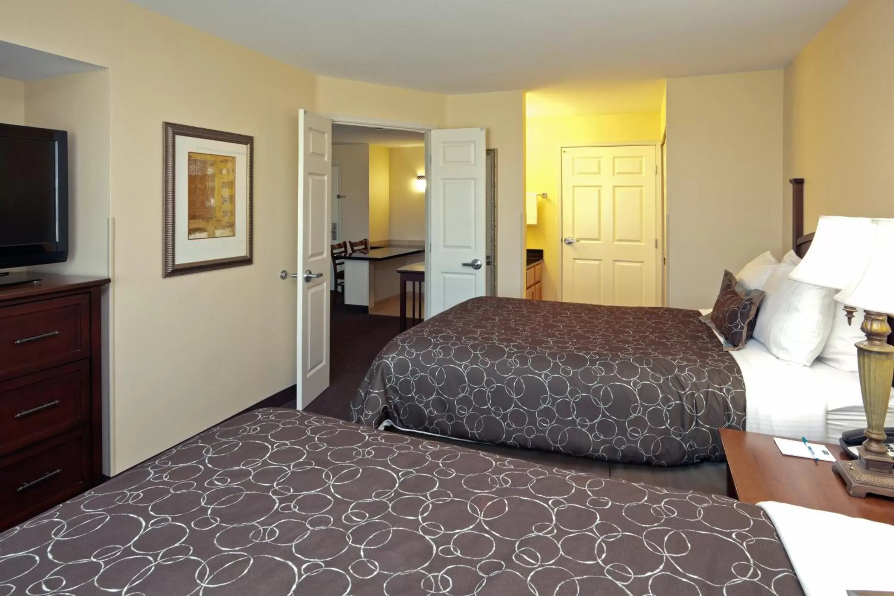 Two Bedroom Suite - Non-Smoking in Staybridge Suites Rocklin - Roseville Area, an IHG Hotel Two Bedroom Suite - Non-Smoking in Staybridge Suites Rocklin - Roseville Area, an IHG Hotel