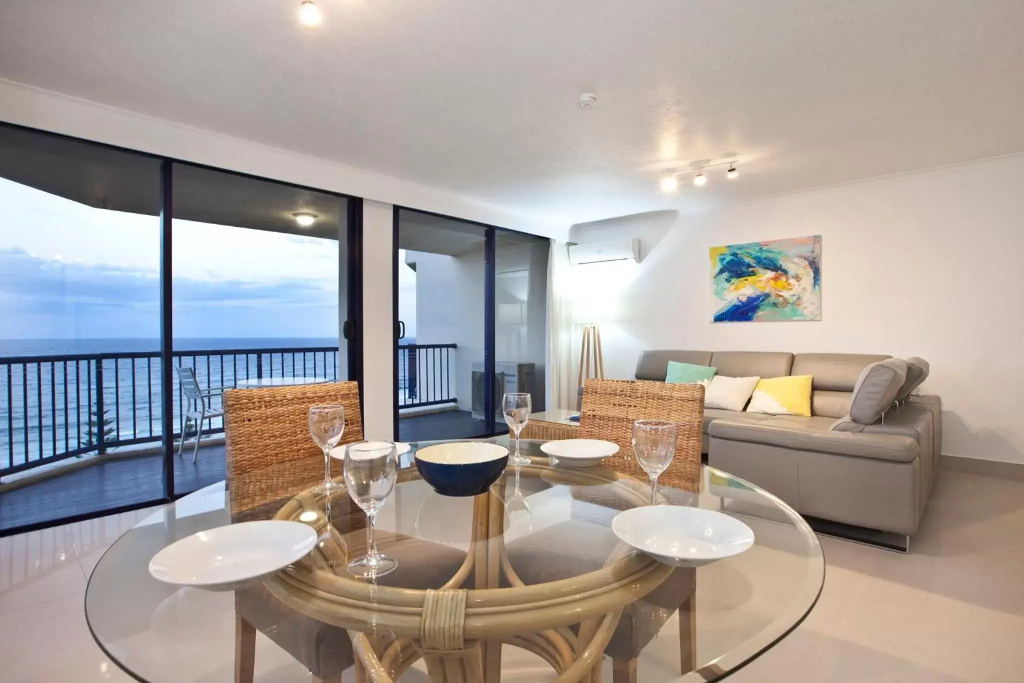 Superior Two-Bedroom Apartment in Surf Regency Superior Two-Bedroom Apartment in Surf Regency