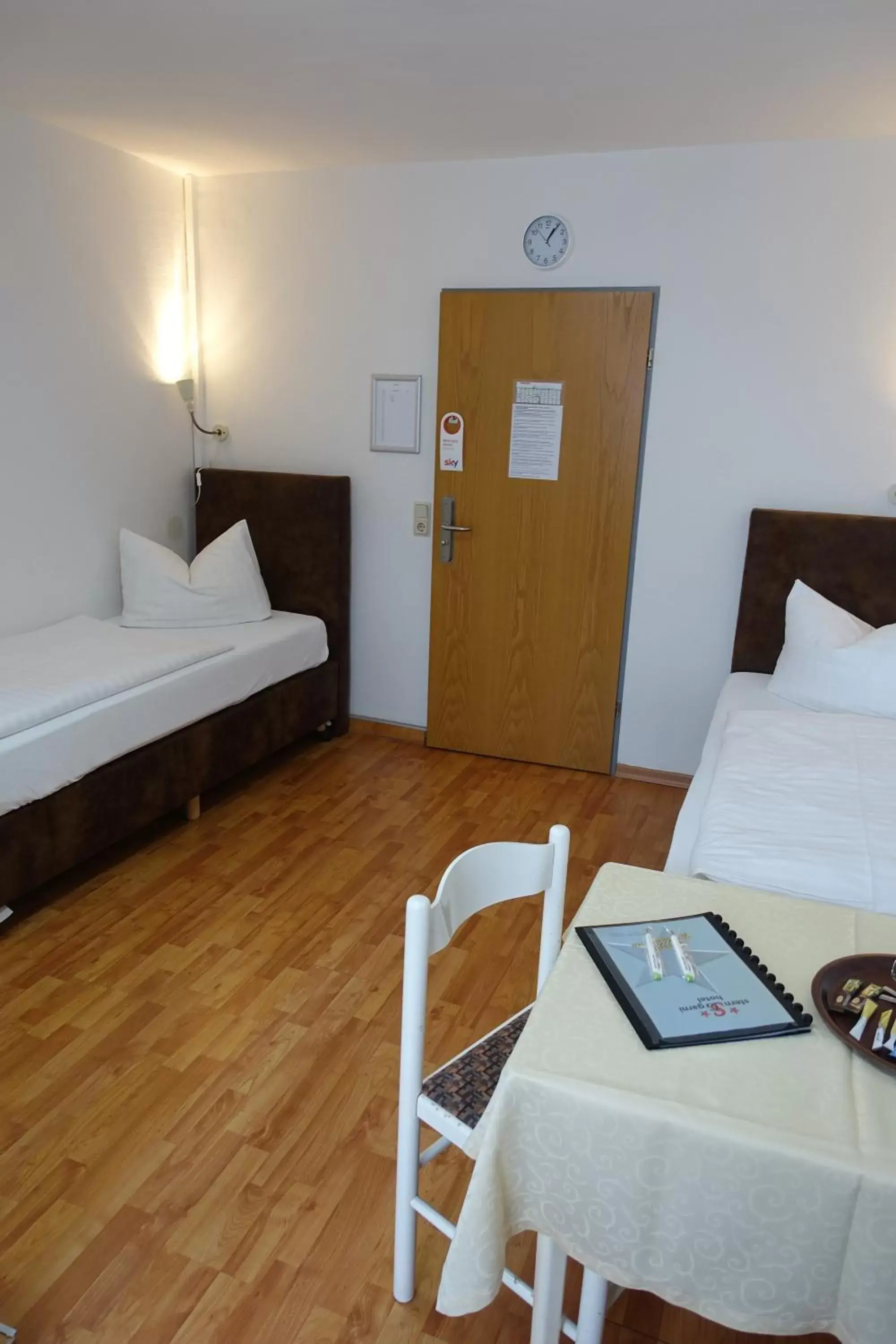 Twin Room in Stern Hotel Twin Room in Stern Hotel