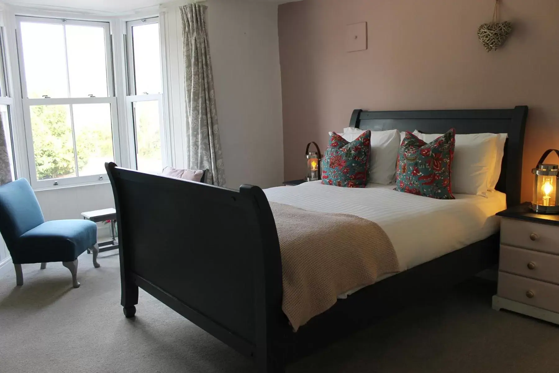 Standard Double Room in The Hatch Inn Standard Double Room in The Hatch Inn