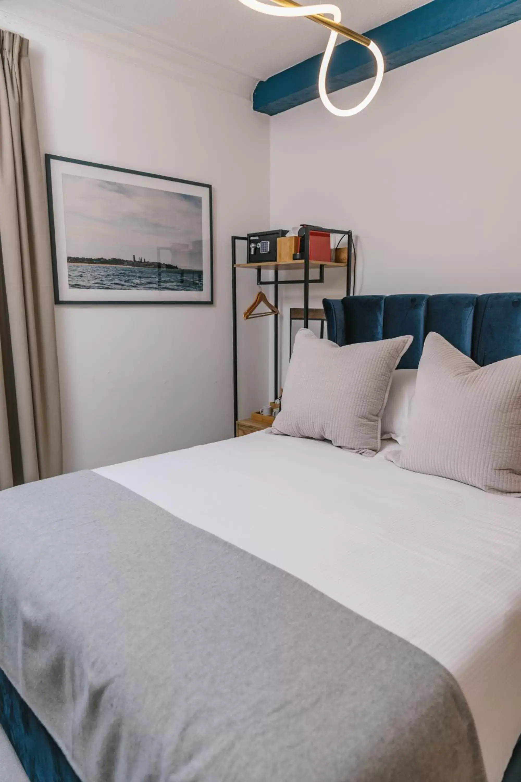 Small Double Room in Haar with Rooms 5 stars Small Double Room in Haar with Rooms 5 stars