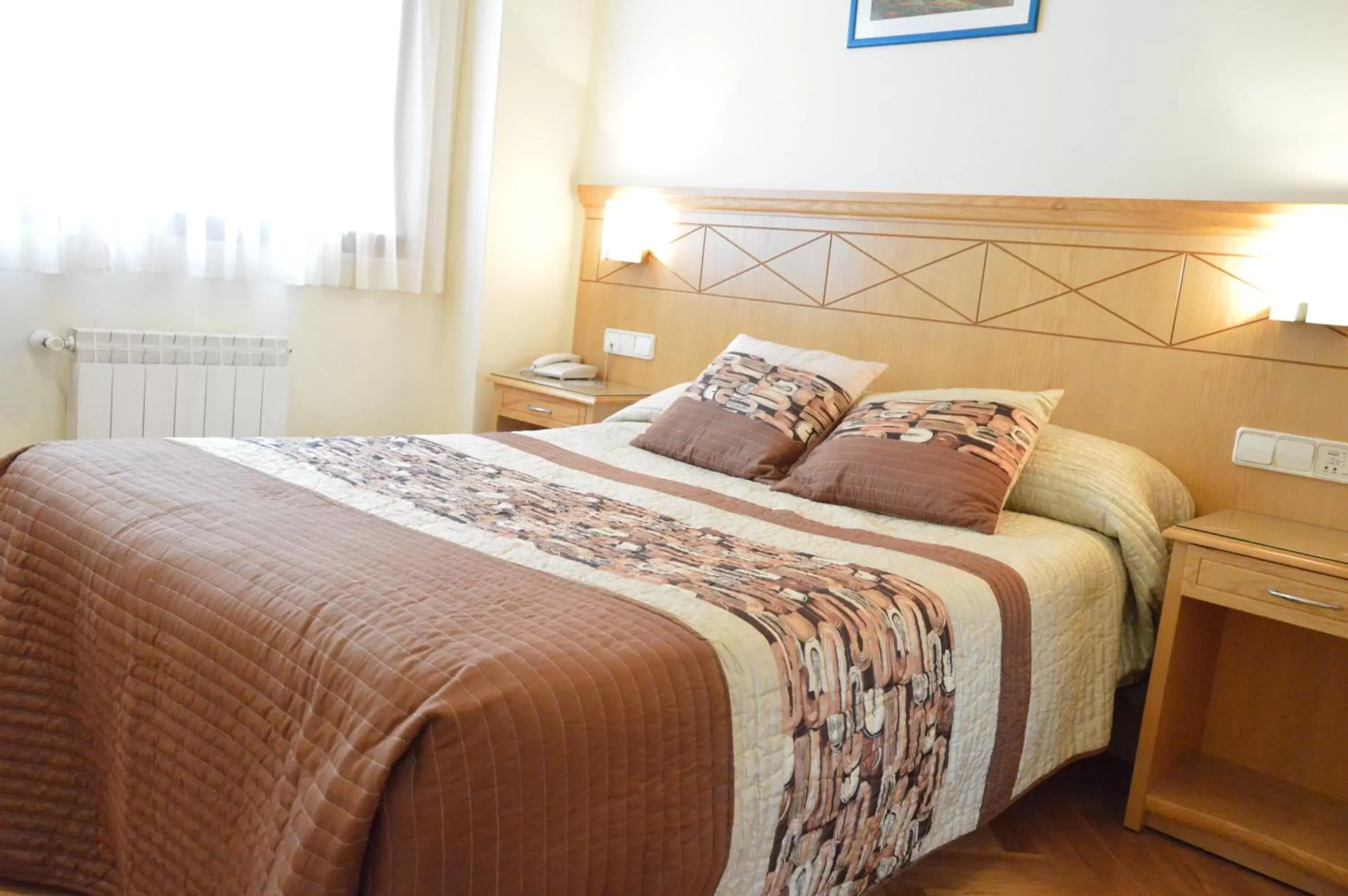 Double for Single Use in Hotel Cristal 2 Double for Single Use in Hotel Cristal 2