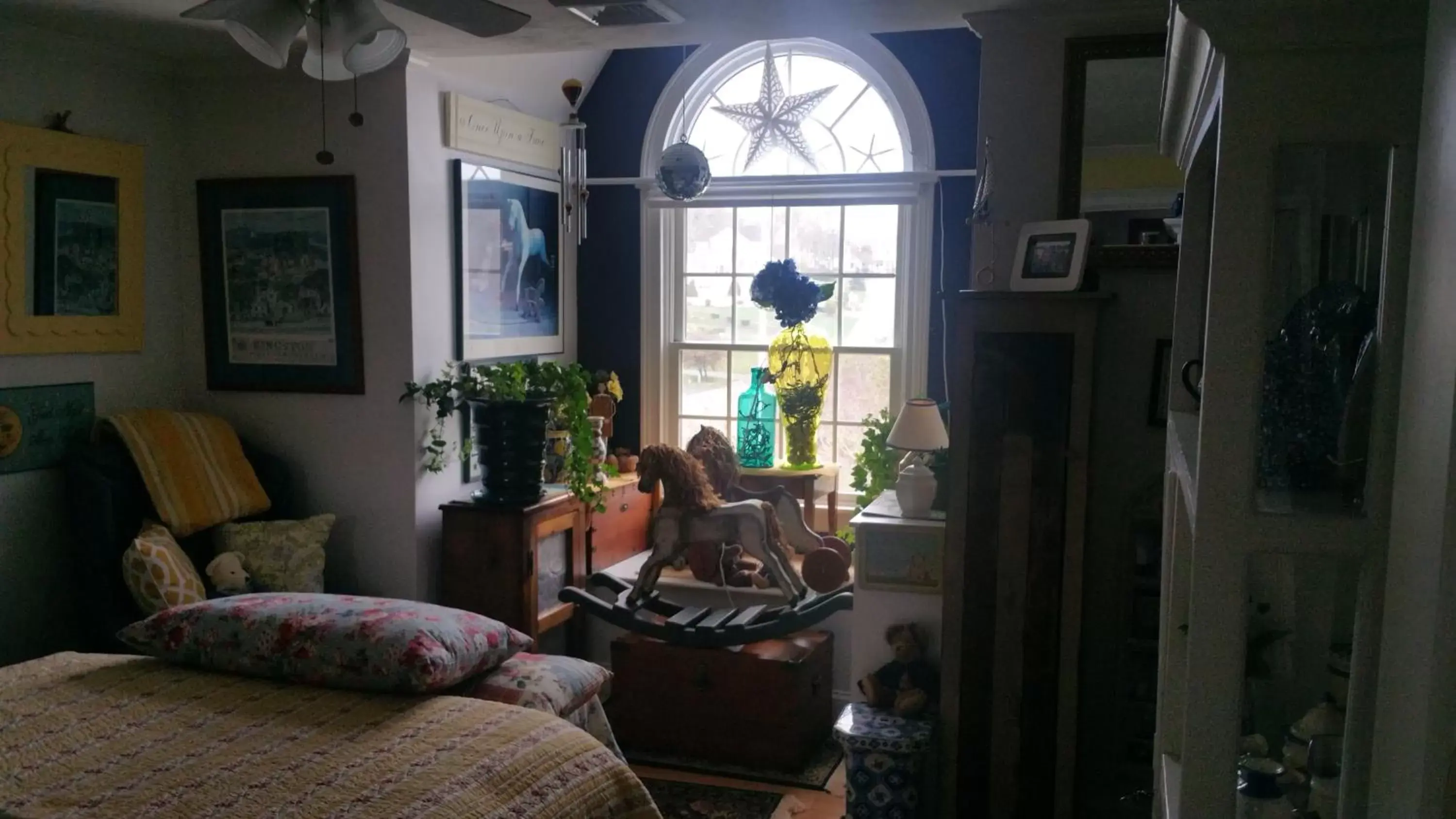 Budget Double Room in Inn 38 Oak Bluff Circle Budget Double Room in Inn 38 Oak Bluff Circle