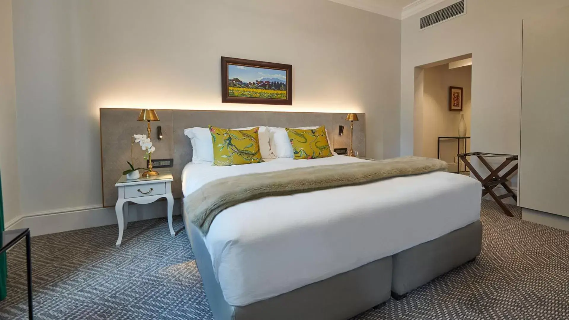 Junior Suite - single occupancy in The Winchester Hotel by NEWMARK Junior Suite - single occupancy in The Winchester Hotel by NEWMARK