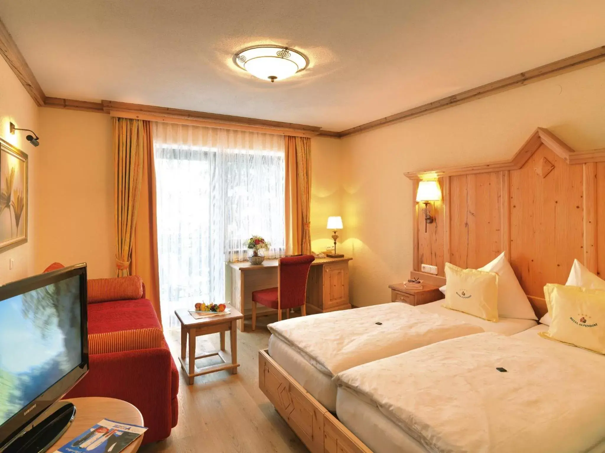 Standard Double Room with Balcony in Aktivhotel Alpendorf Standard Double Room with Balcony in Aktivhotel Alpendorf