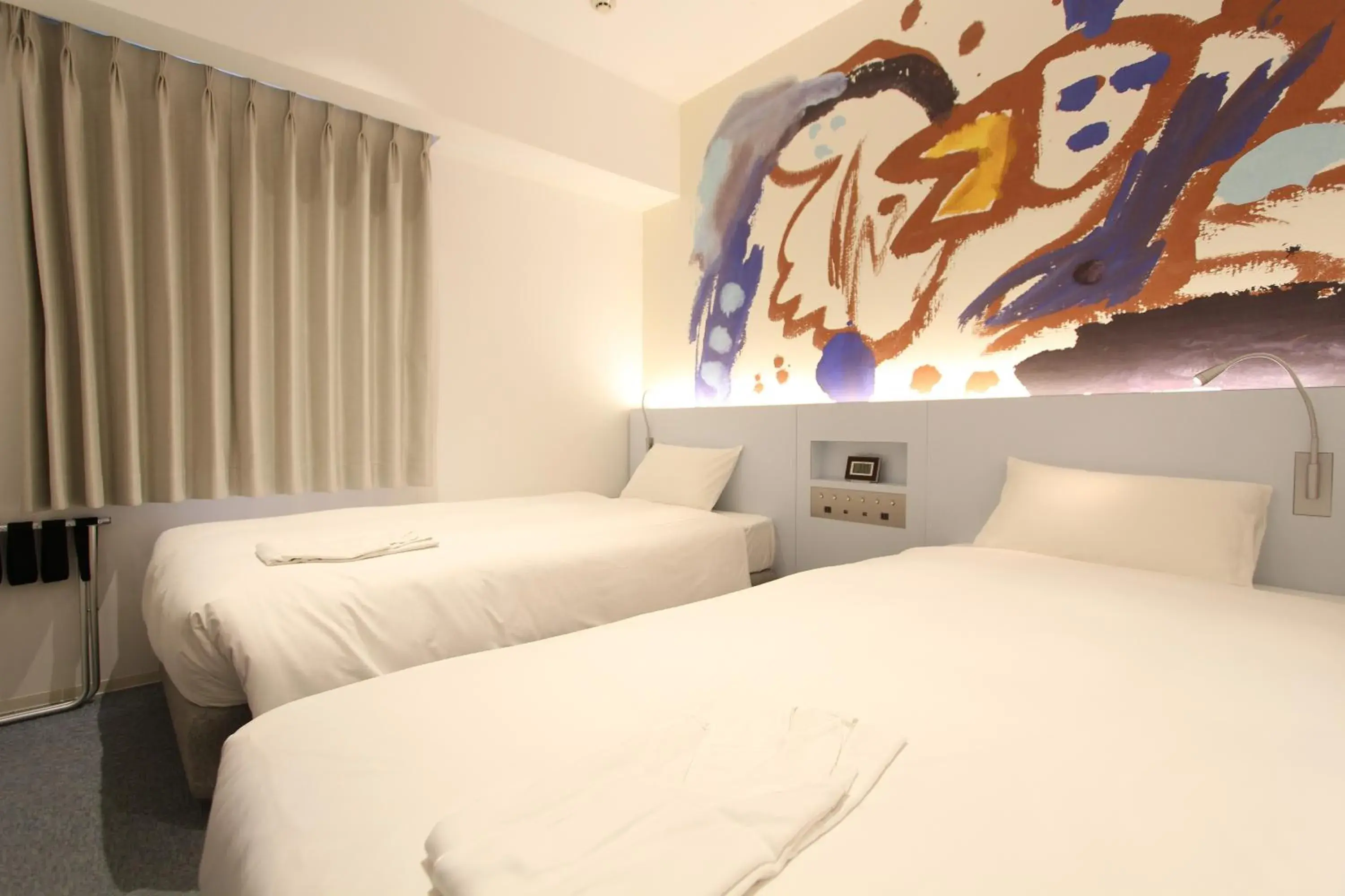 Moderate Twin Room - Smoking in KOKO HOTEL Osaka Namba Ebisucho Moderate Twin Room - Smoking in KOKO HOTEL Osaka Namba Ebisucho